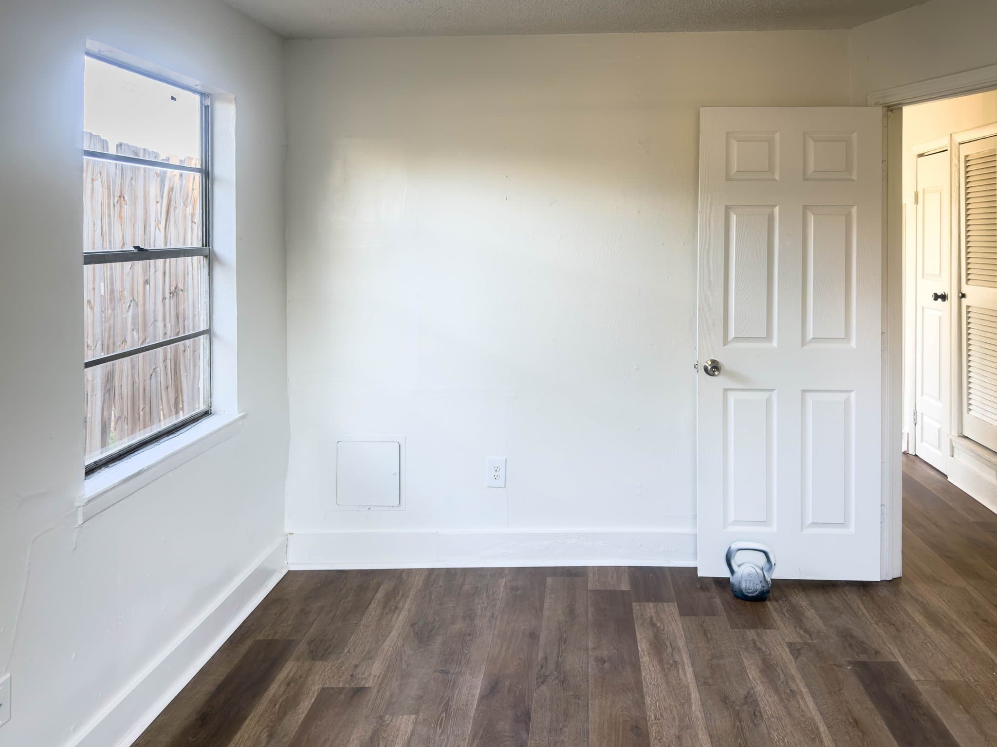 Mineral Wells House: 912 SW 17th St