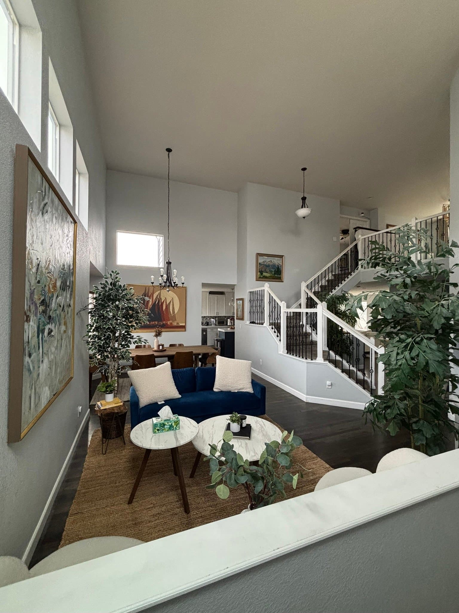 Thornton Single Room: 10144 Madison Street