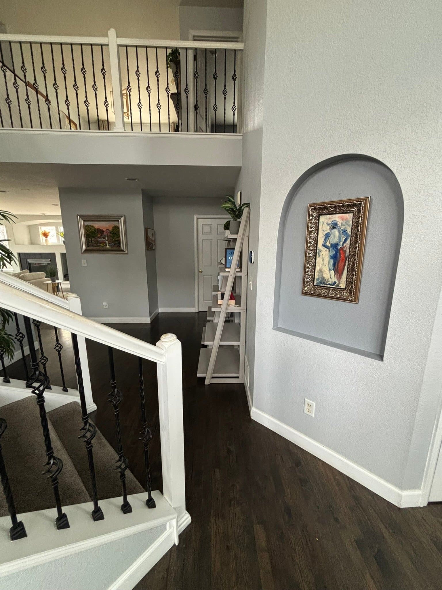 Thornton Single Room: 10144 Madison Street