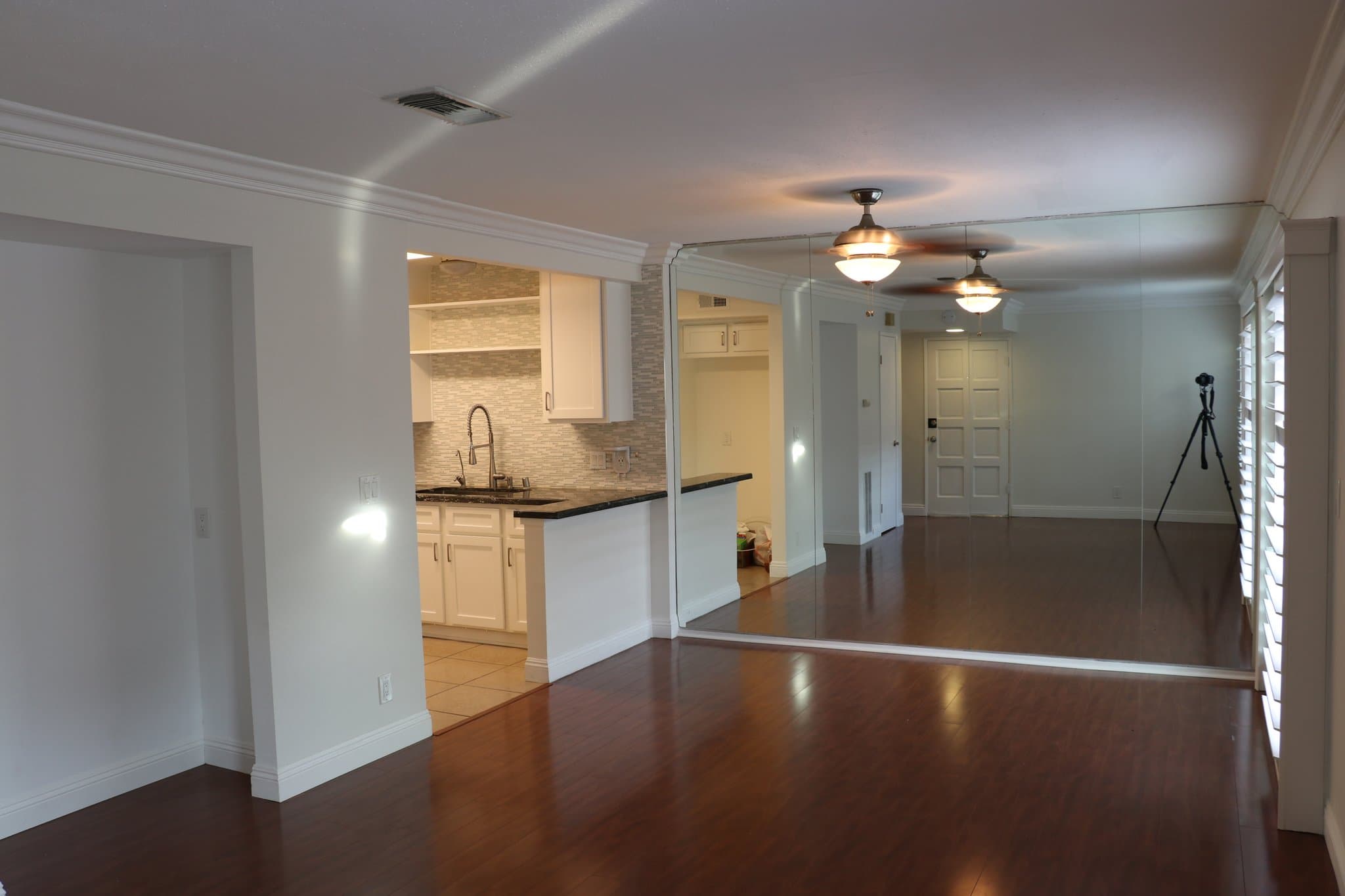 Anaheim Condo: 5635 East Avenida De Vinedos