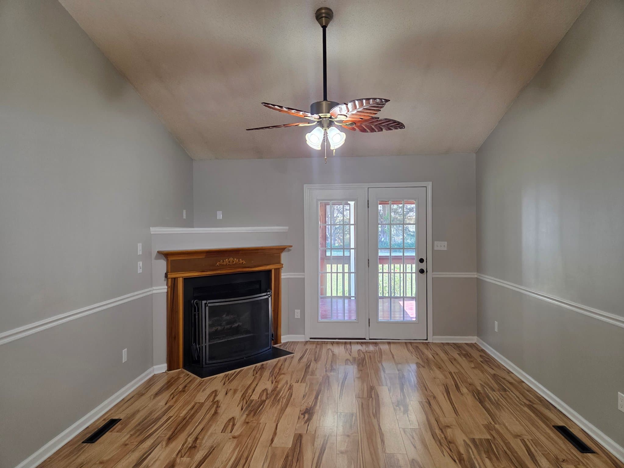 Winston Salem House: 217 Williamsgate Ct