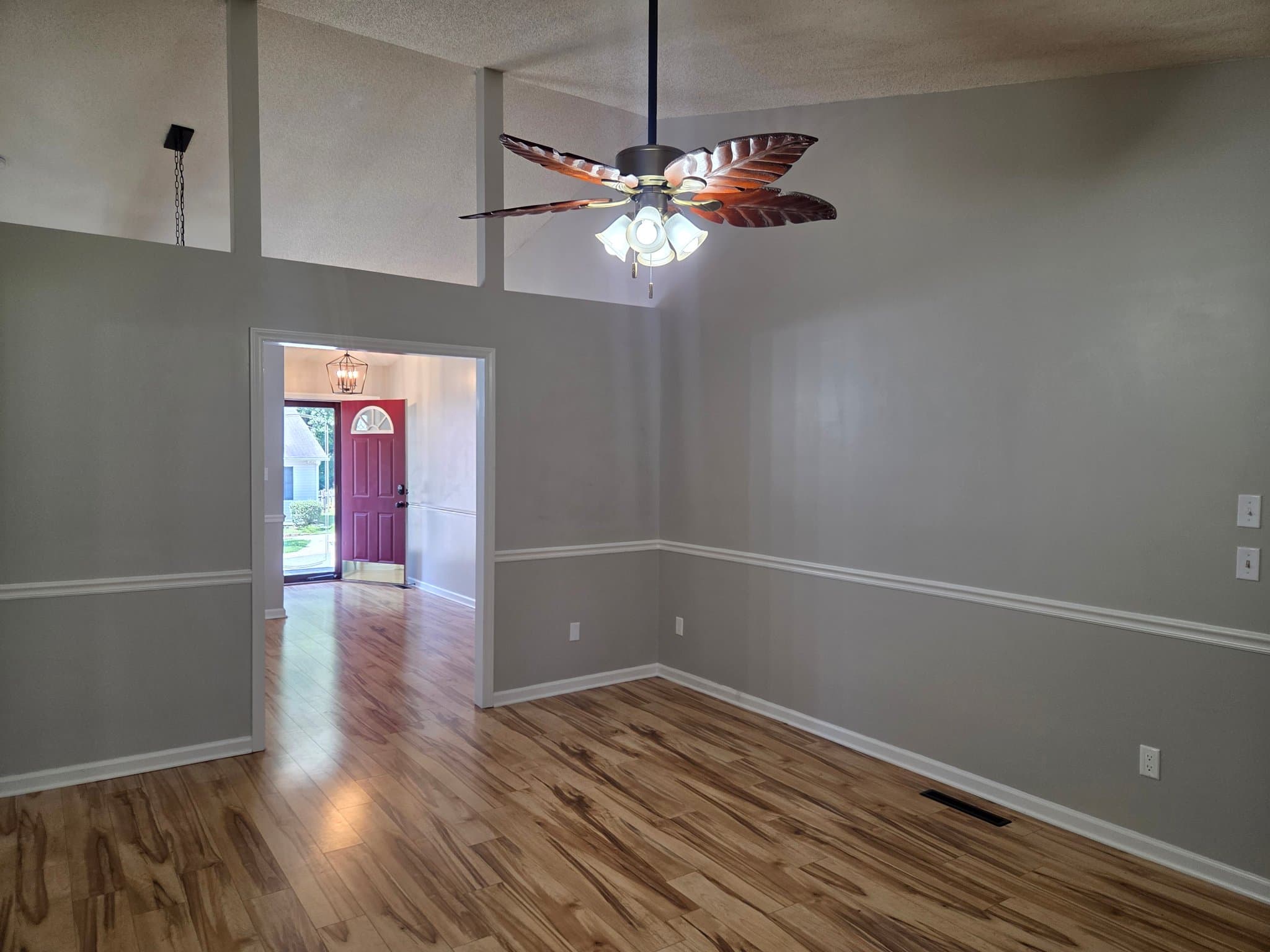 Winston Salem House: 217 Williamsgate Ct