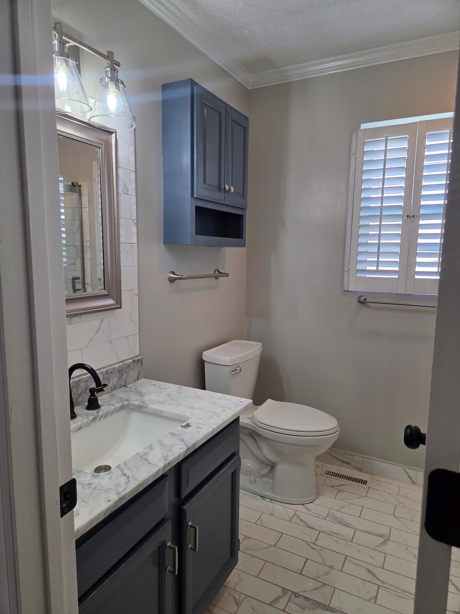 Winston Salem House: 217 Williamsgate Ct