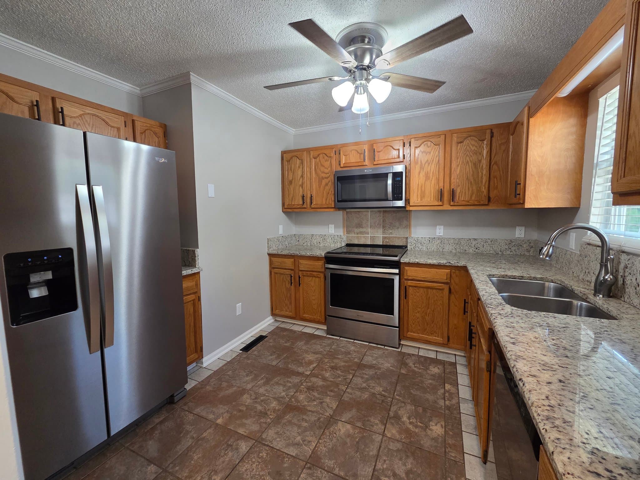 Winston Salem House: 217 Williamsgate Ct