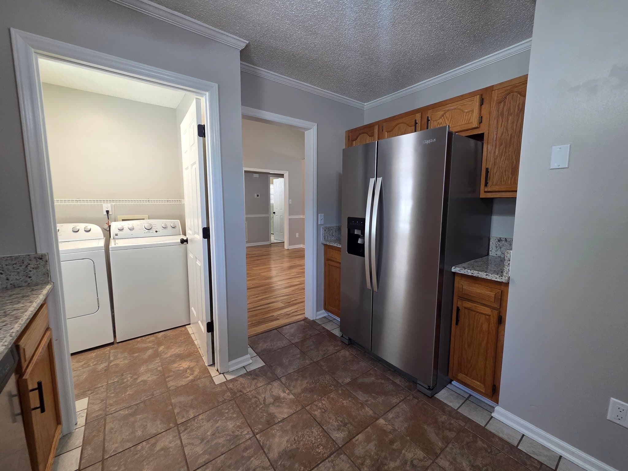 Winston Salem House: 217 Williamsgate Ct