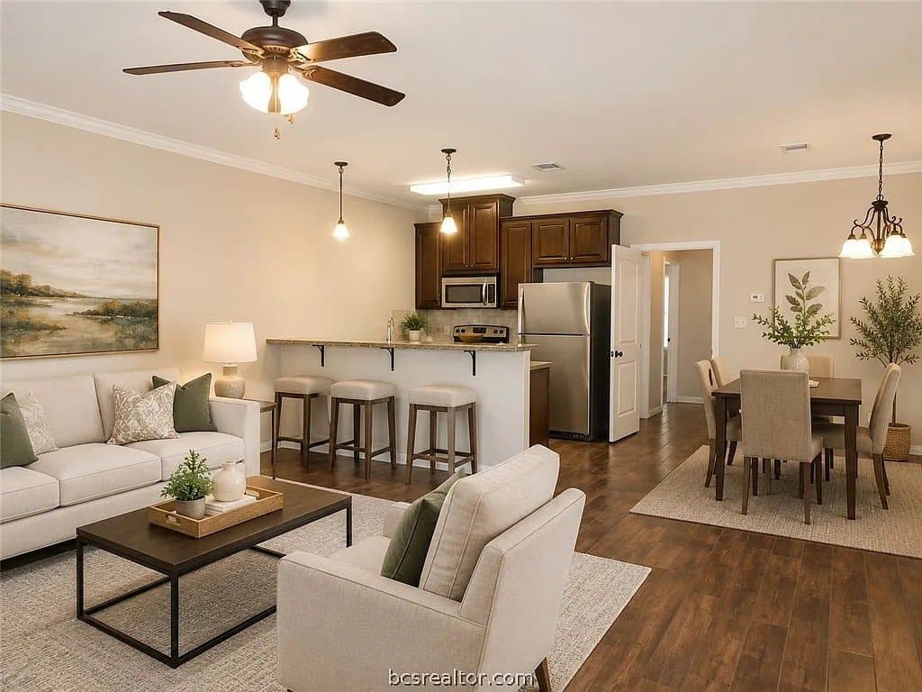College Station Multiplex: 405 Ash St