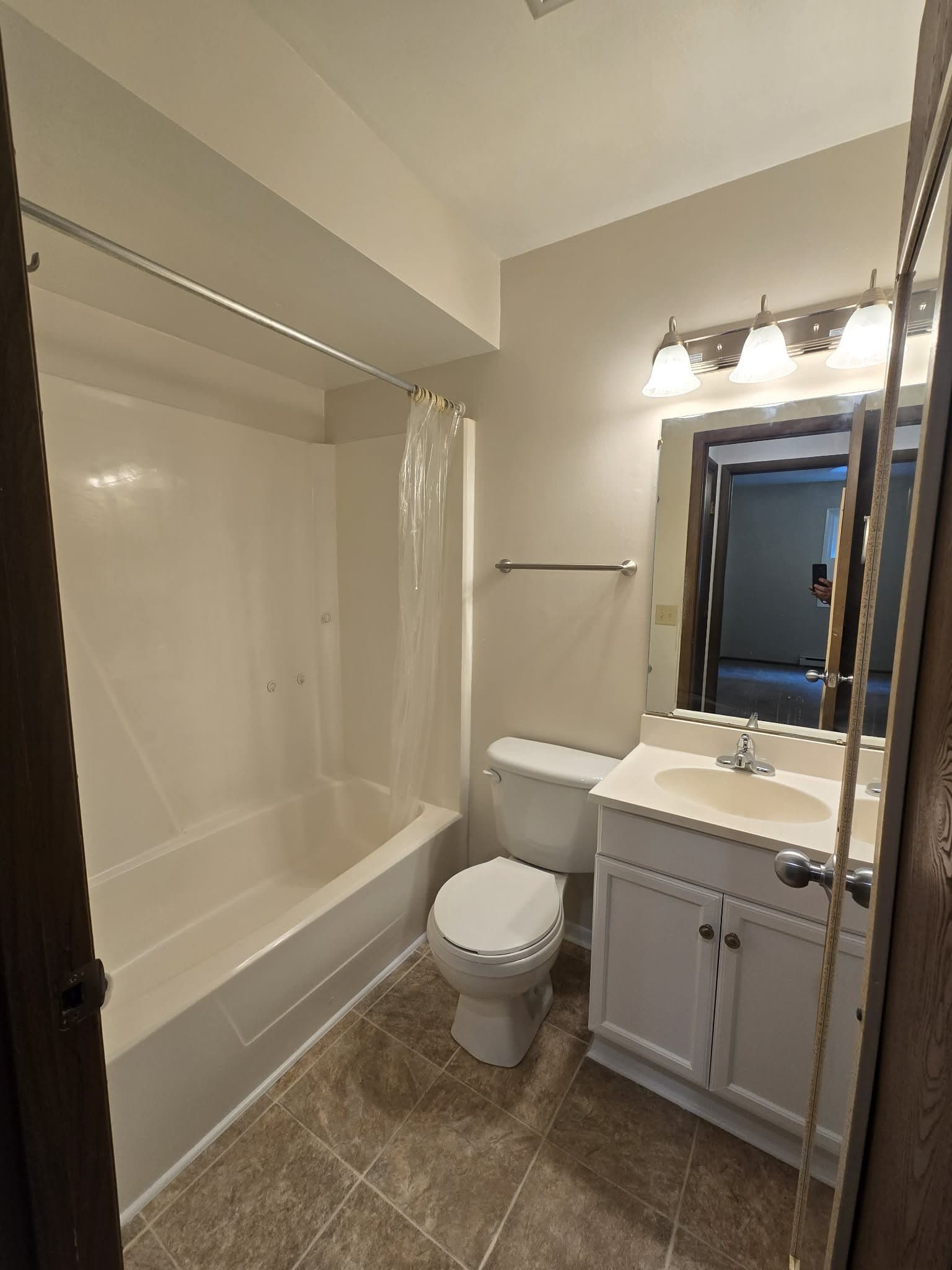 Toledo Condo: 5534 Glenridge Dr