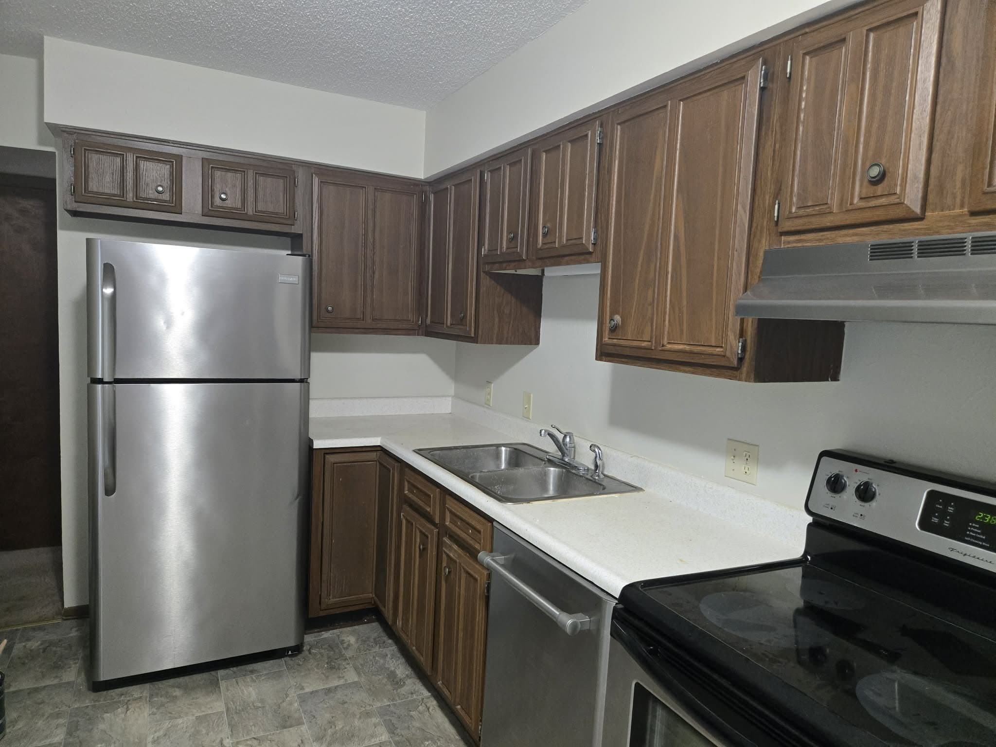 Toledo Condo: 5534 Glenridge Dr
