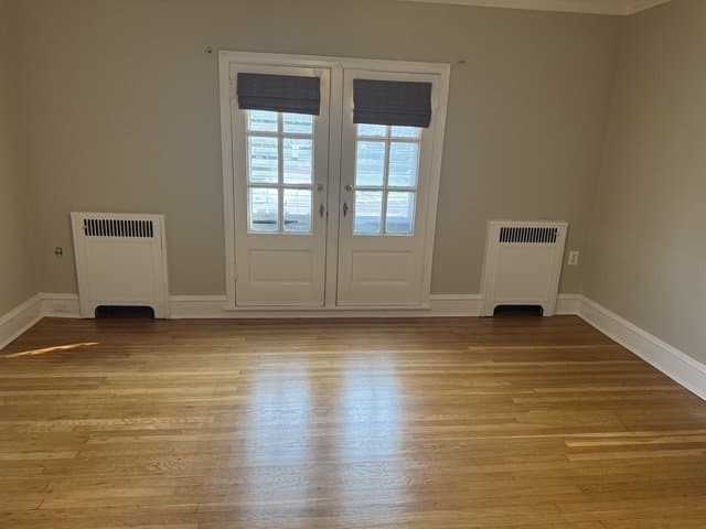 Philadelphia House: 19050 w Olney Ave