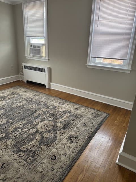 Philadelphia House: 19050 w Olney Ave