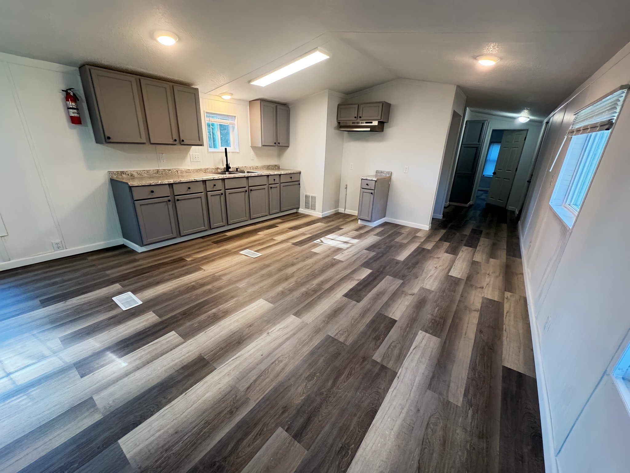Booneville House: 28925 360th Street,