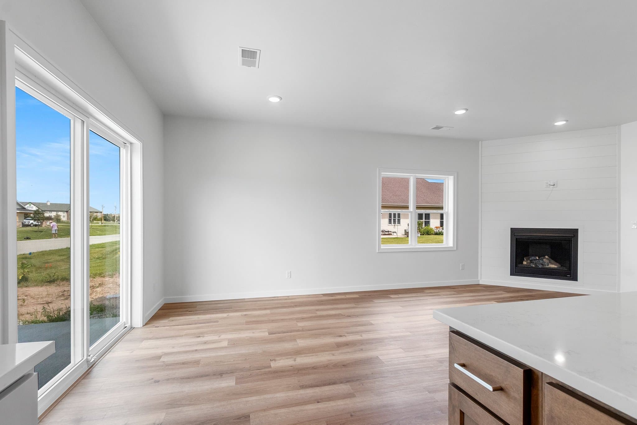 Green Bay Townhome: 2709 Sachet Pl