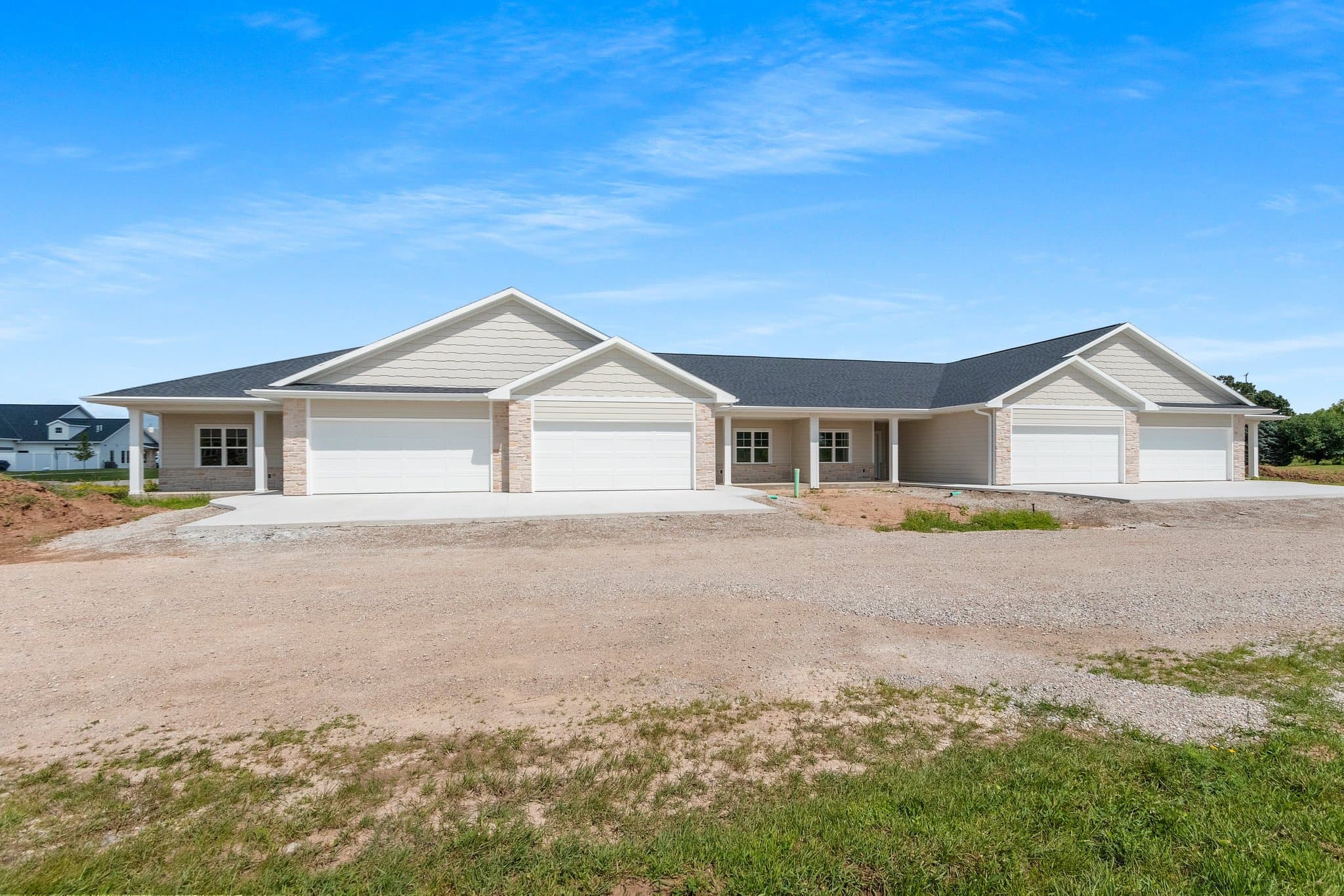 Green Bay Townhome: 2709 Sachet Pl