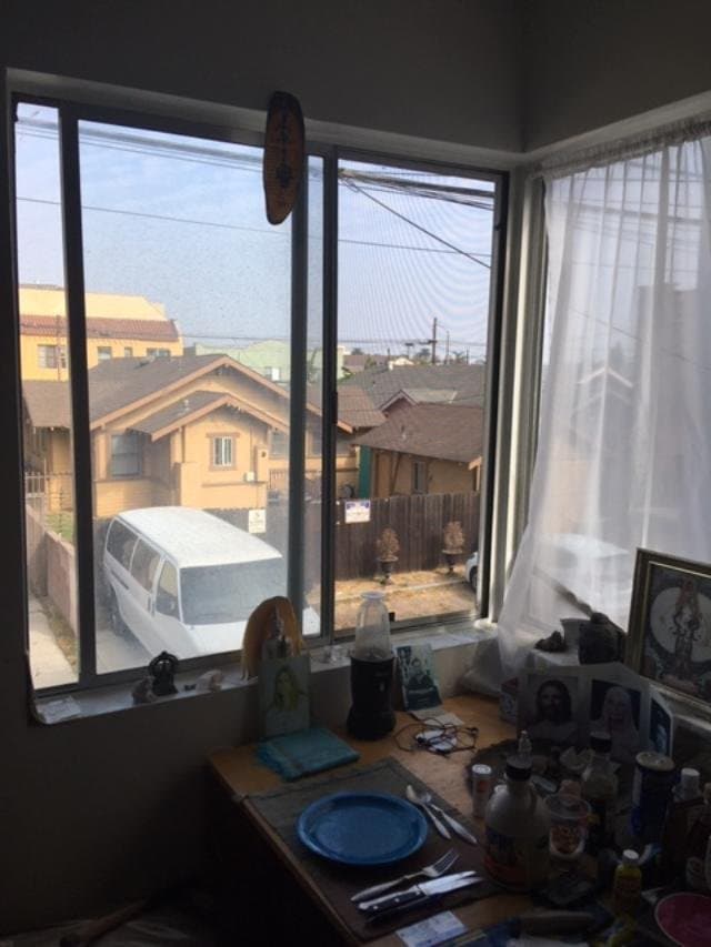 long beach Single Room: 1905 e florida st