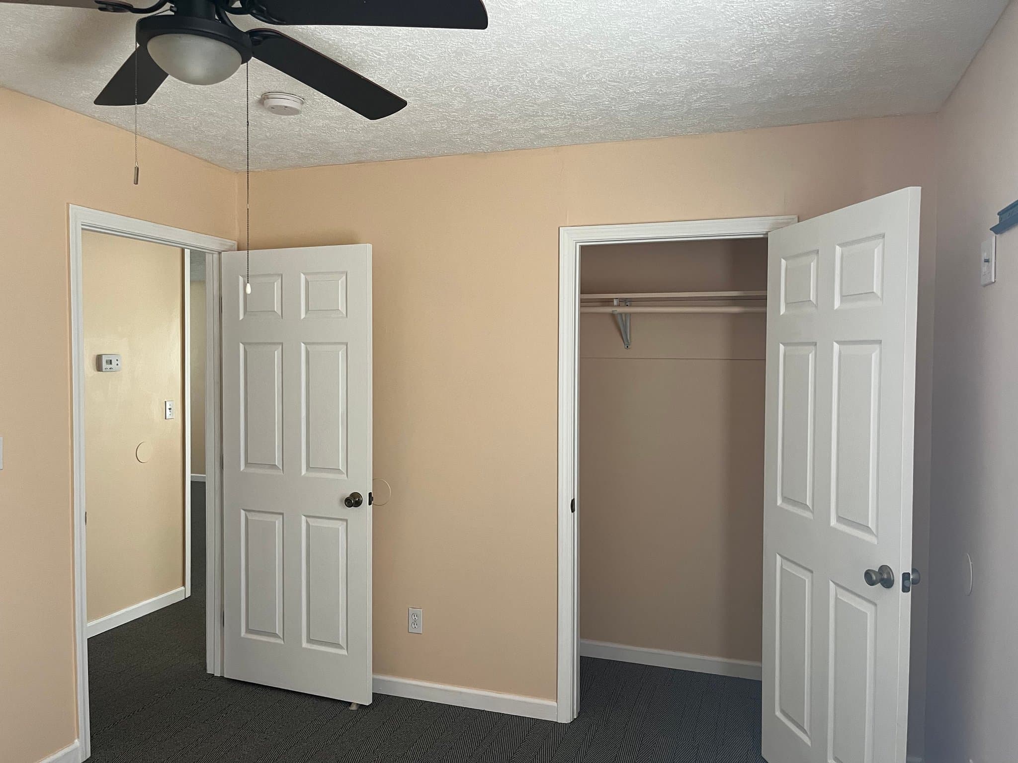 Lagrange House: 122 Locust St