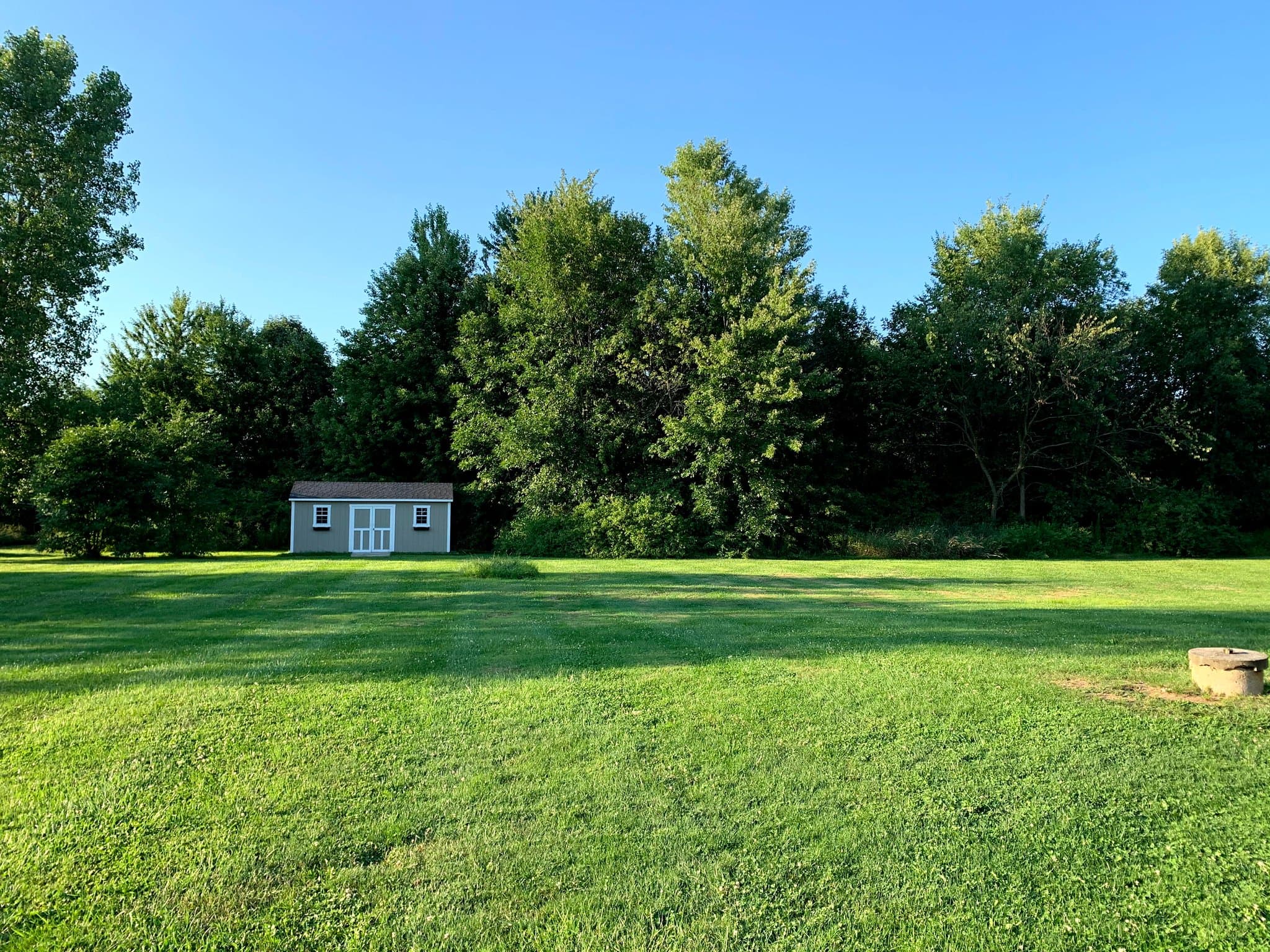 Johnstown House: 14288 Jug Street