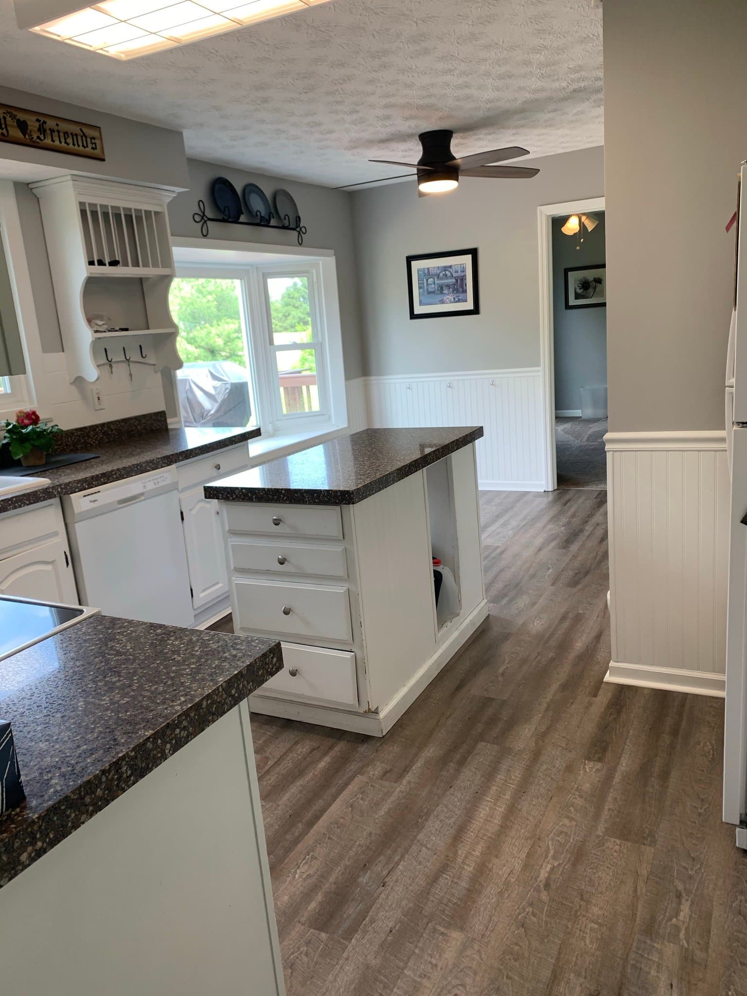 Johnstown House: 14288 Jug Street
