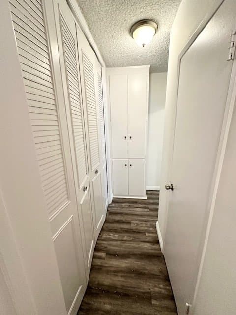 Los Angeles Apartment: 428 N Hayworth Ave