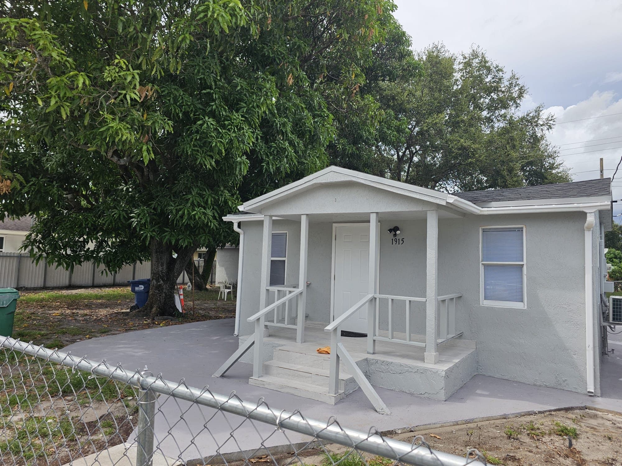 Miami House: 1915 NW 82 ST