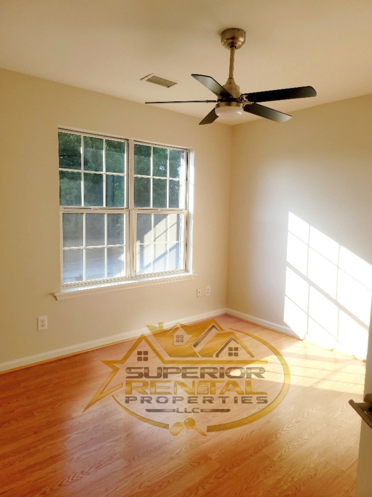 Columbia House: 304 Alderston Way
