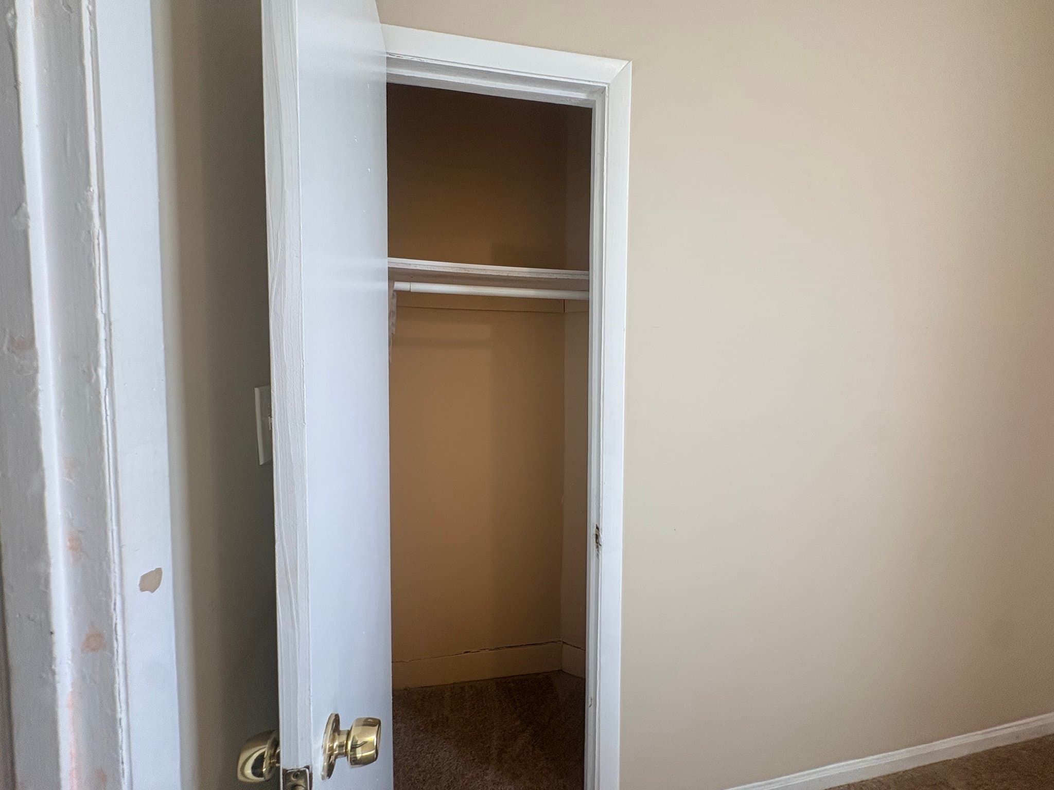 Chicago Apartment: 1449 E 71st Pl