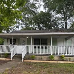 Cleveland House: 705 S Roosevelt Ave