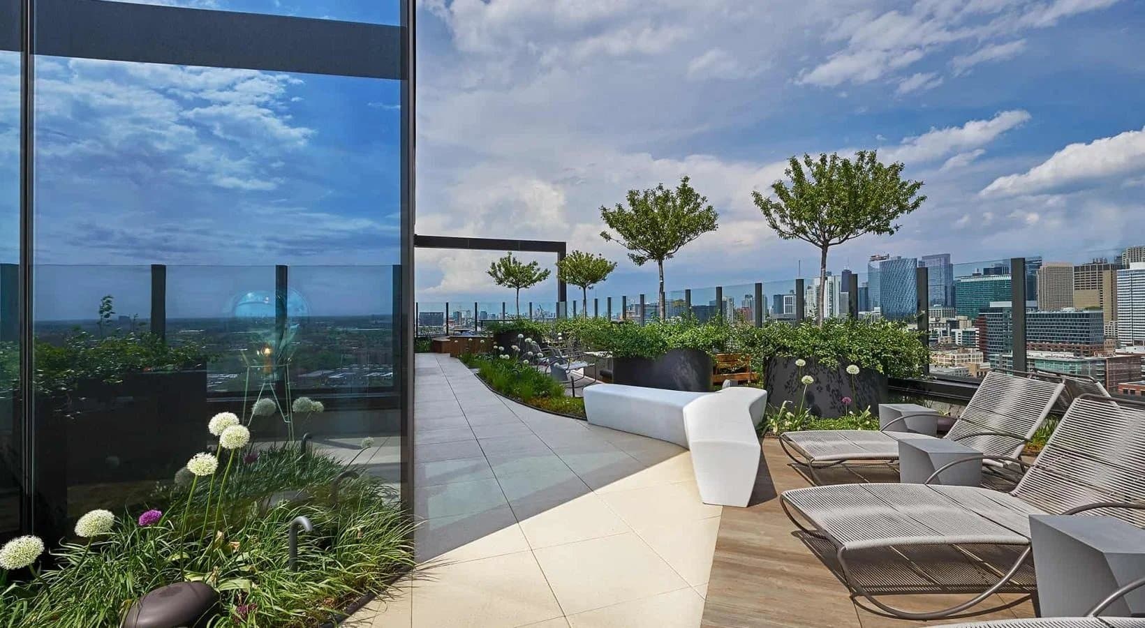 Chicago Condo: 1133 W Tilden St