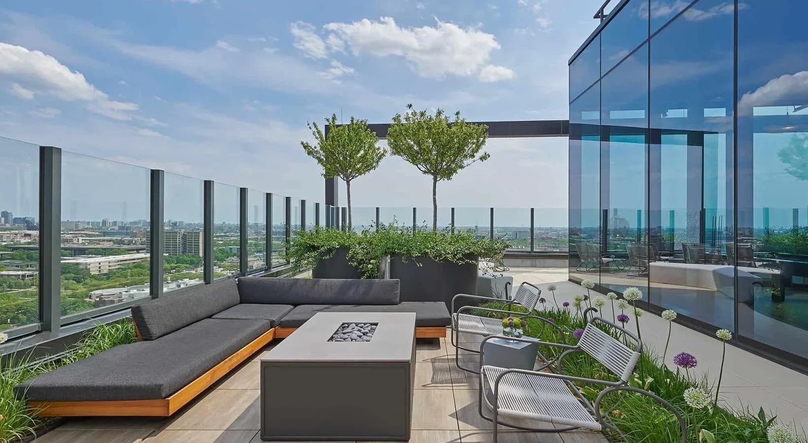 Chicago Condo: 1133 W Tilden St