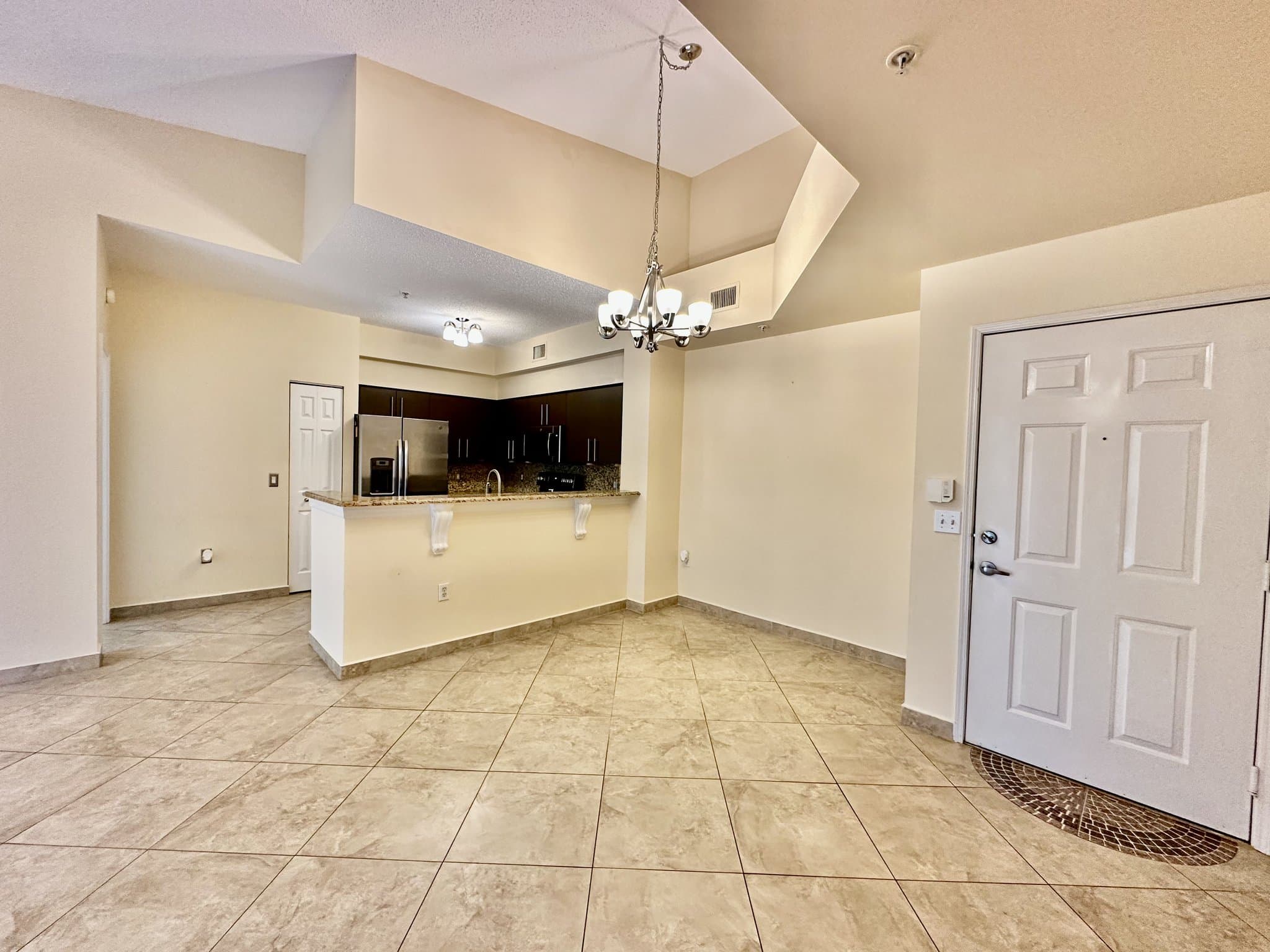 NAPLES Condo: 1230 RESERVE WAY