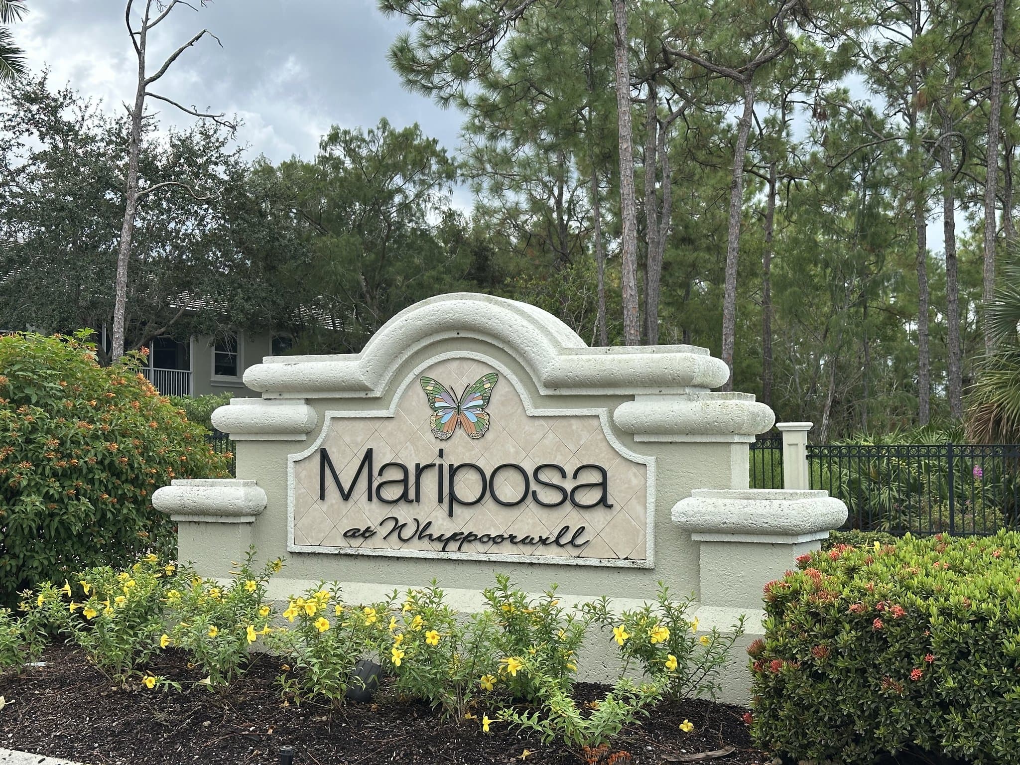 naples Condo: 1425 MARIPOSA CIR