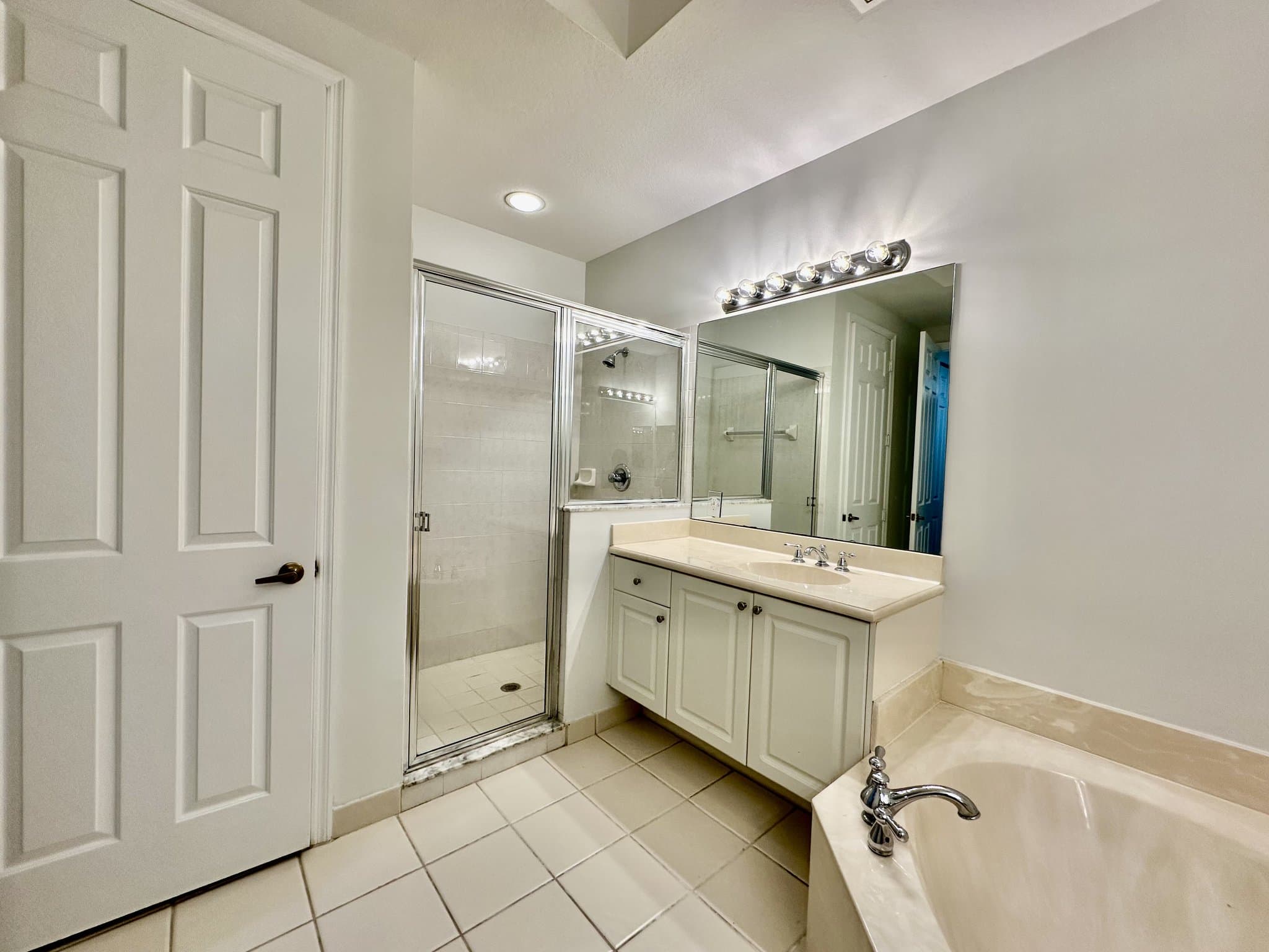 naples Condo: 1425 MARIPOSA CIR