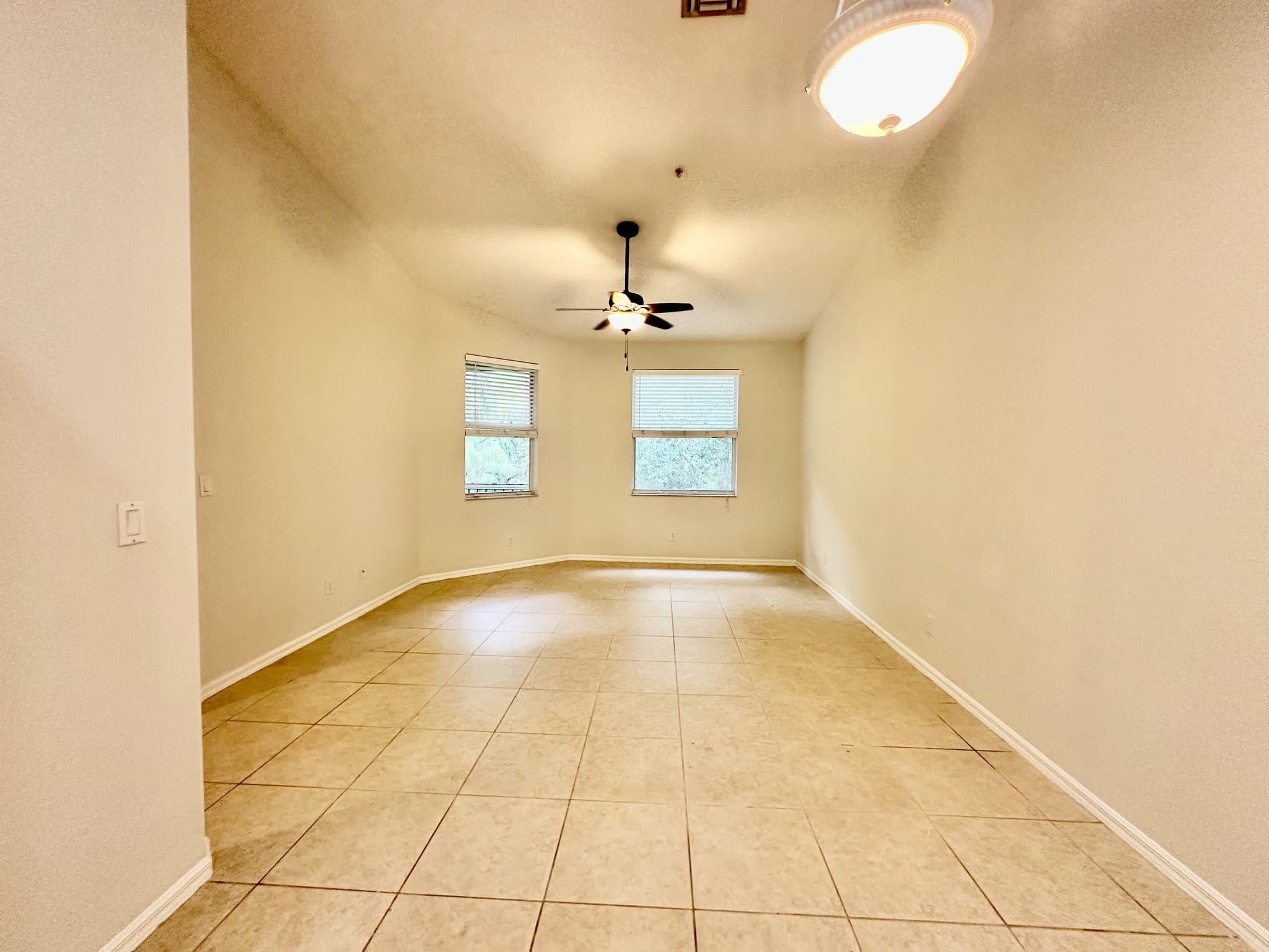 naples Condo: 1425 MARIPOSA CIR