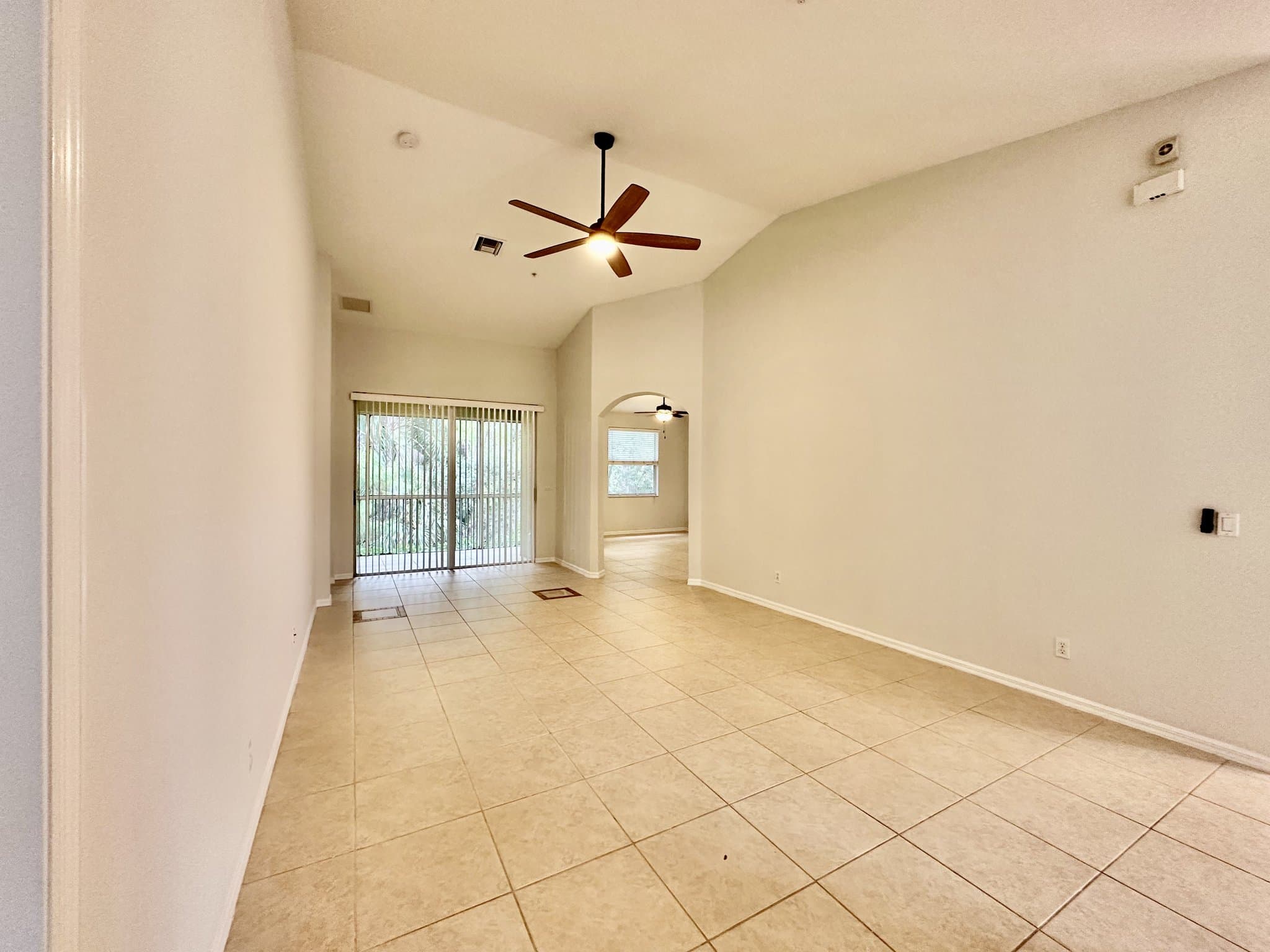 naples Condo: 1425 MARIPOSA CIR