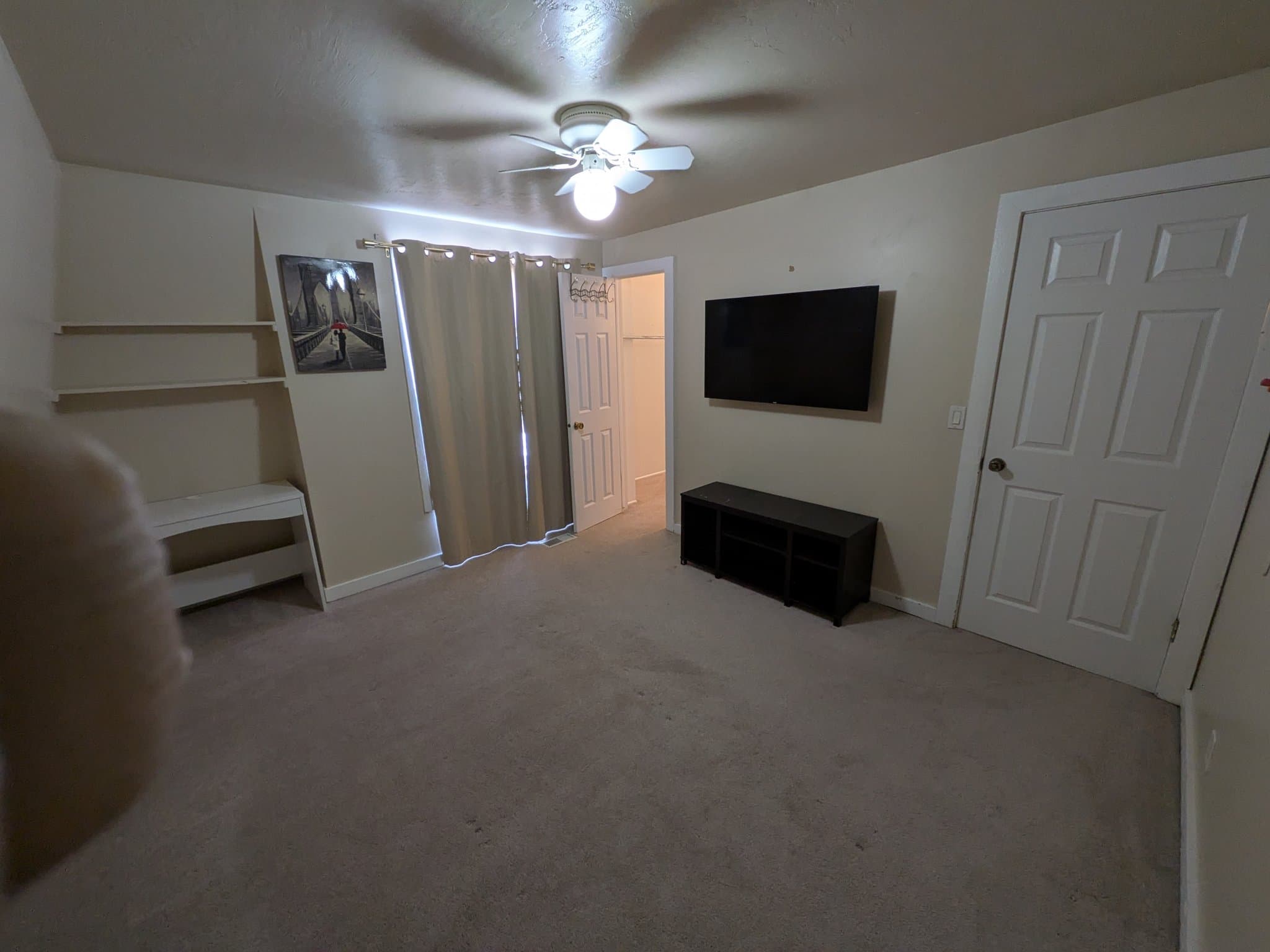 West Valley City Single Room: 3795 S 6350 W