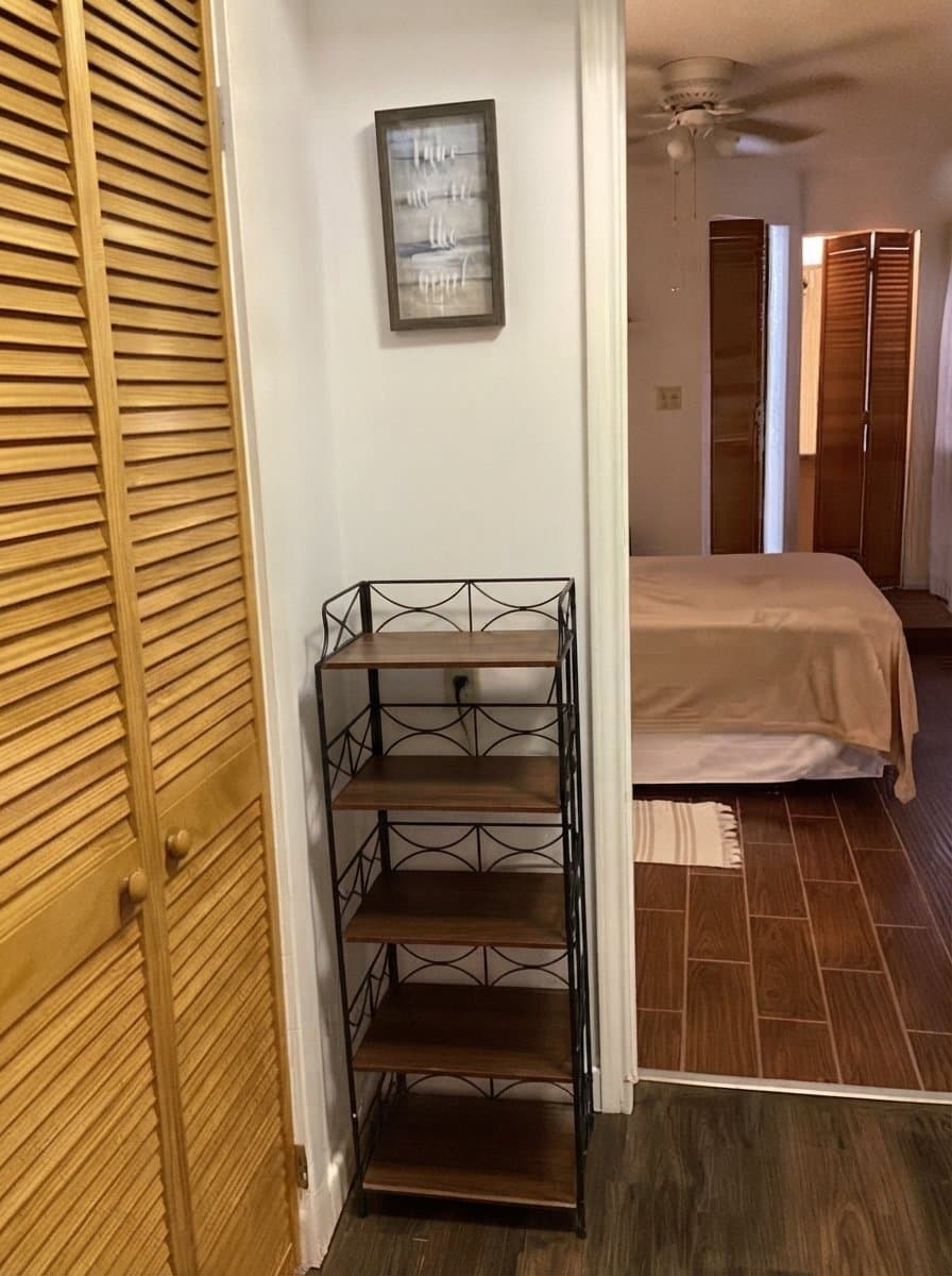 La Porte House: 721 S Nugent St
