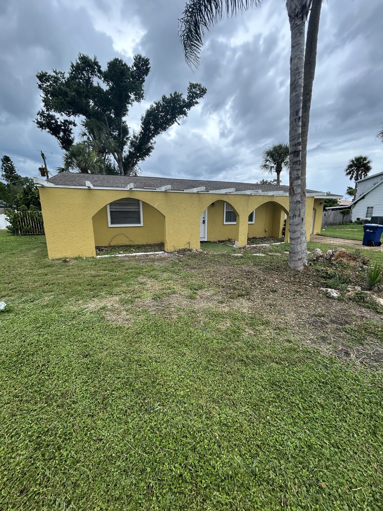 Venice House: 3150 Galiot Rd