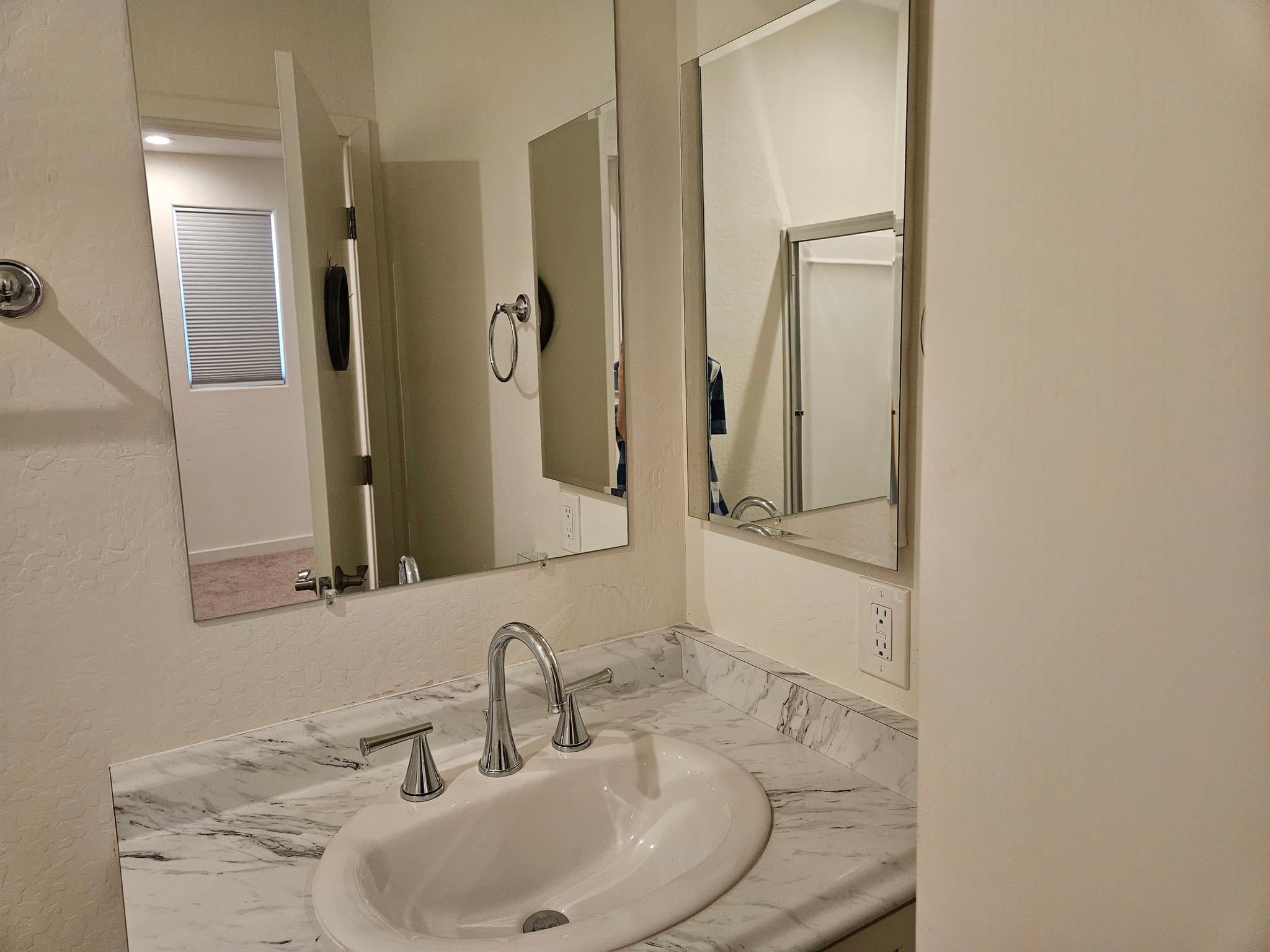 Phoenix House: 3218 W Glendale Ave