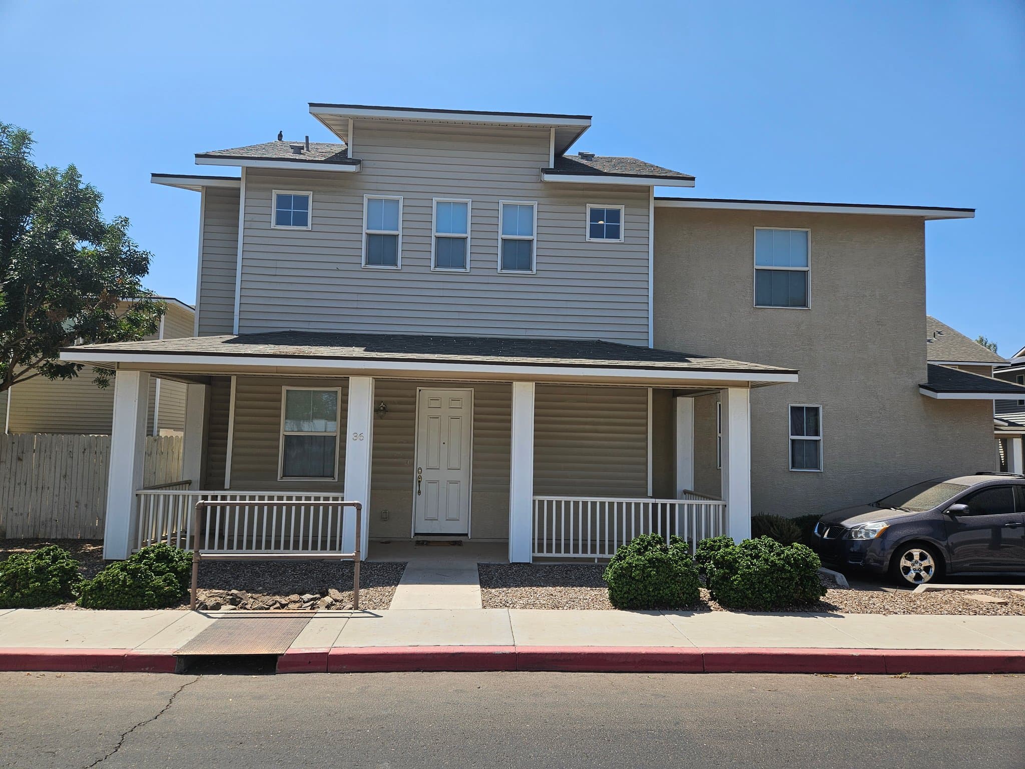 Phoenix House: 3218 W Glendale Ave