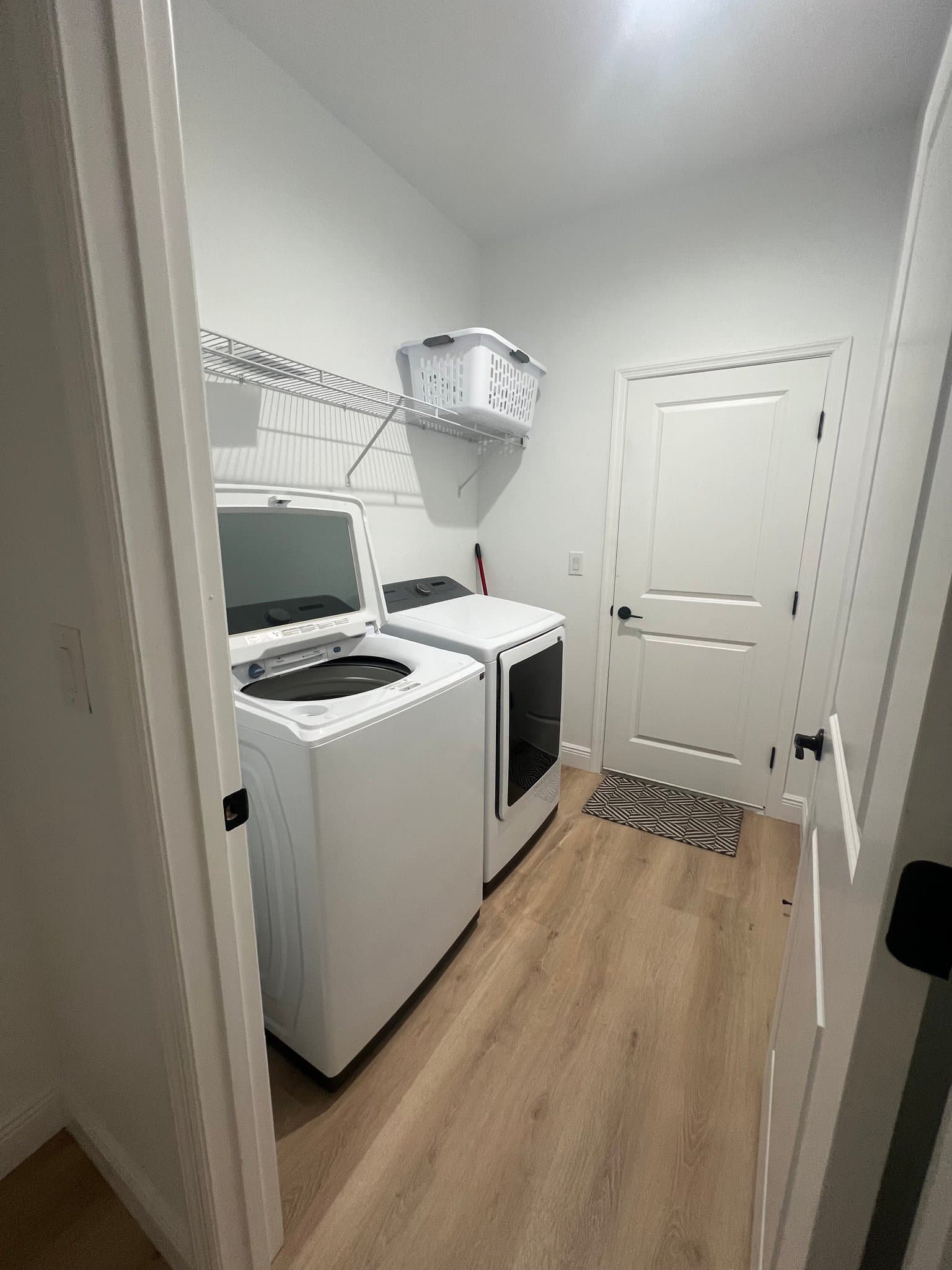 Port Charlotte Single Room: 16443 Strauss Ave