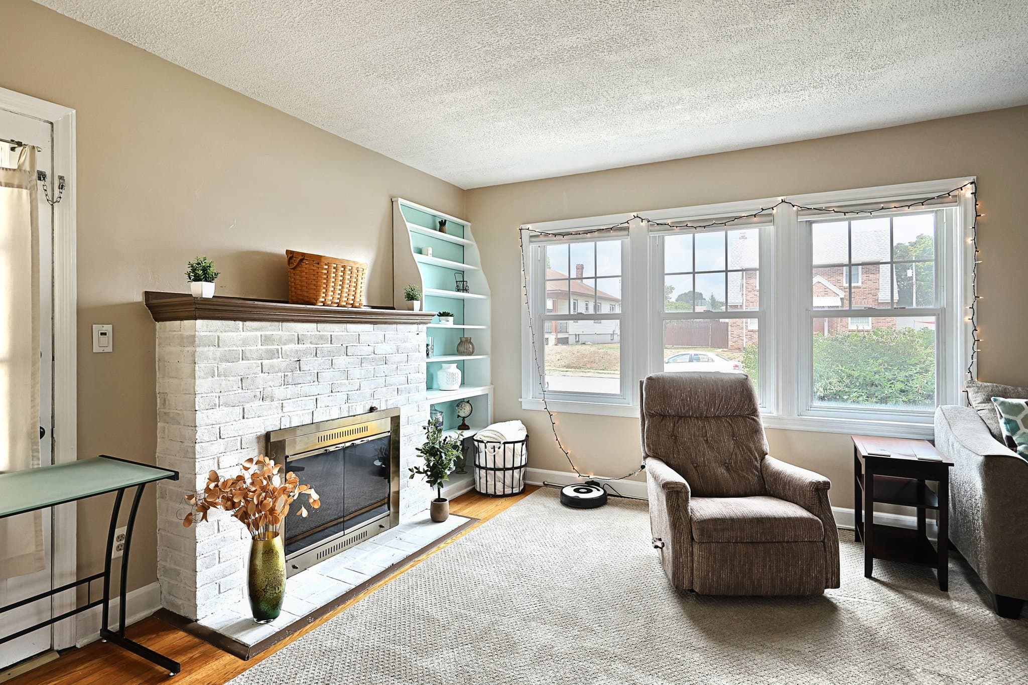 York Single Room: 2008 W. Philadelphia Street