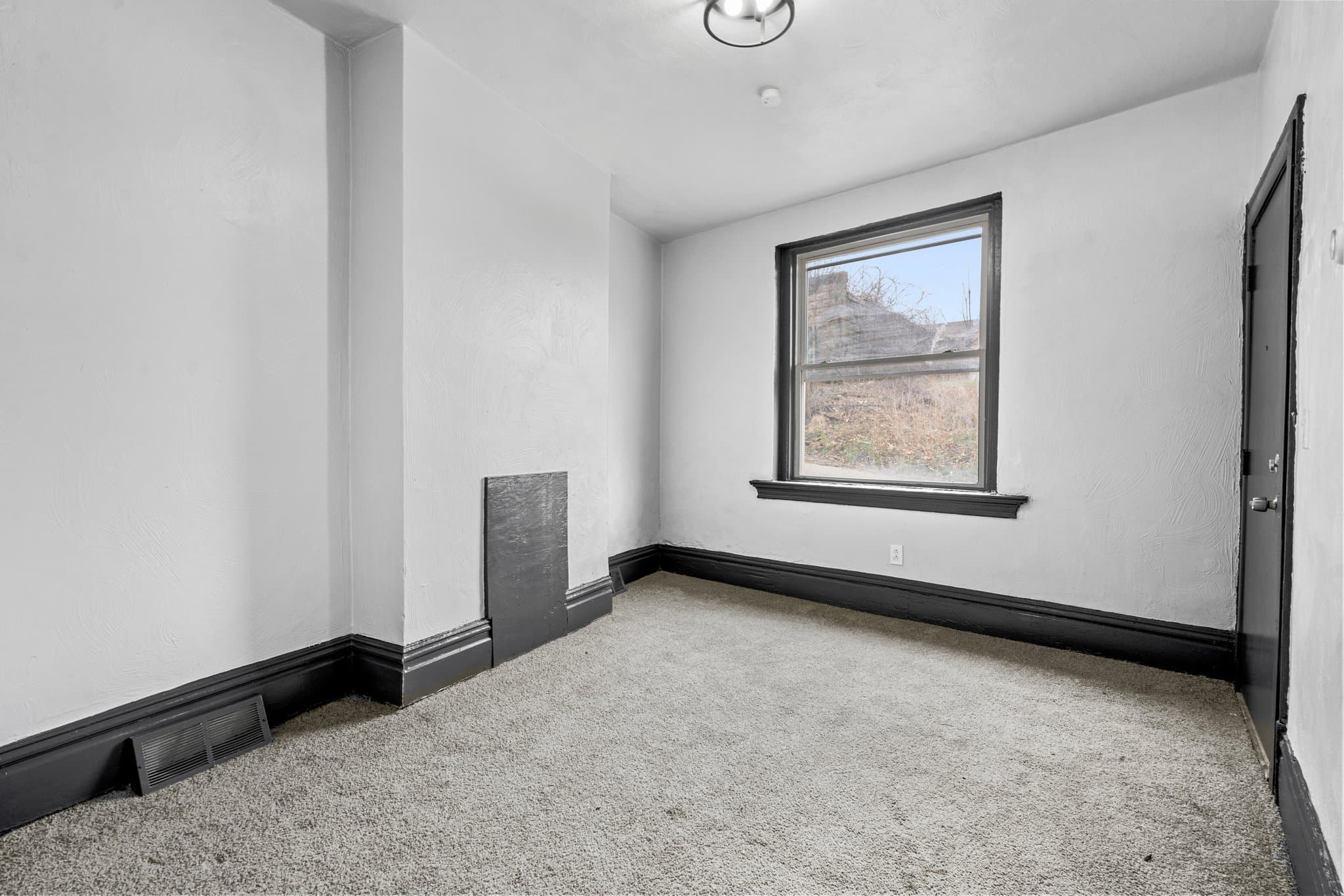 Pittsburgh Multiplex: 1306-1308 Complete Street