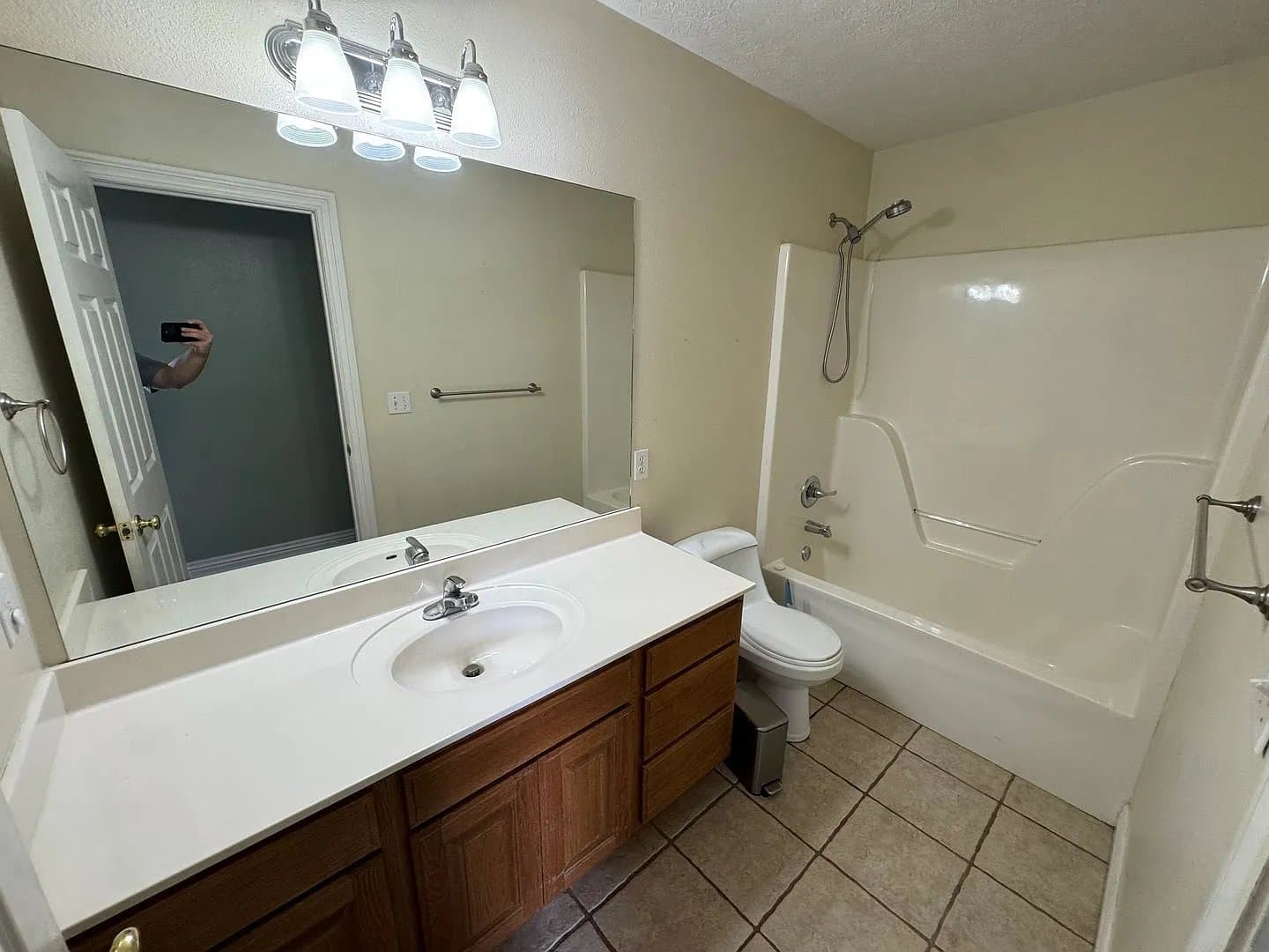Farmington House: 312 Ridgedale Dr