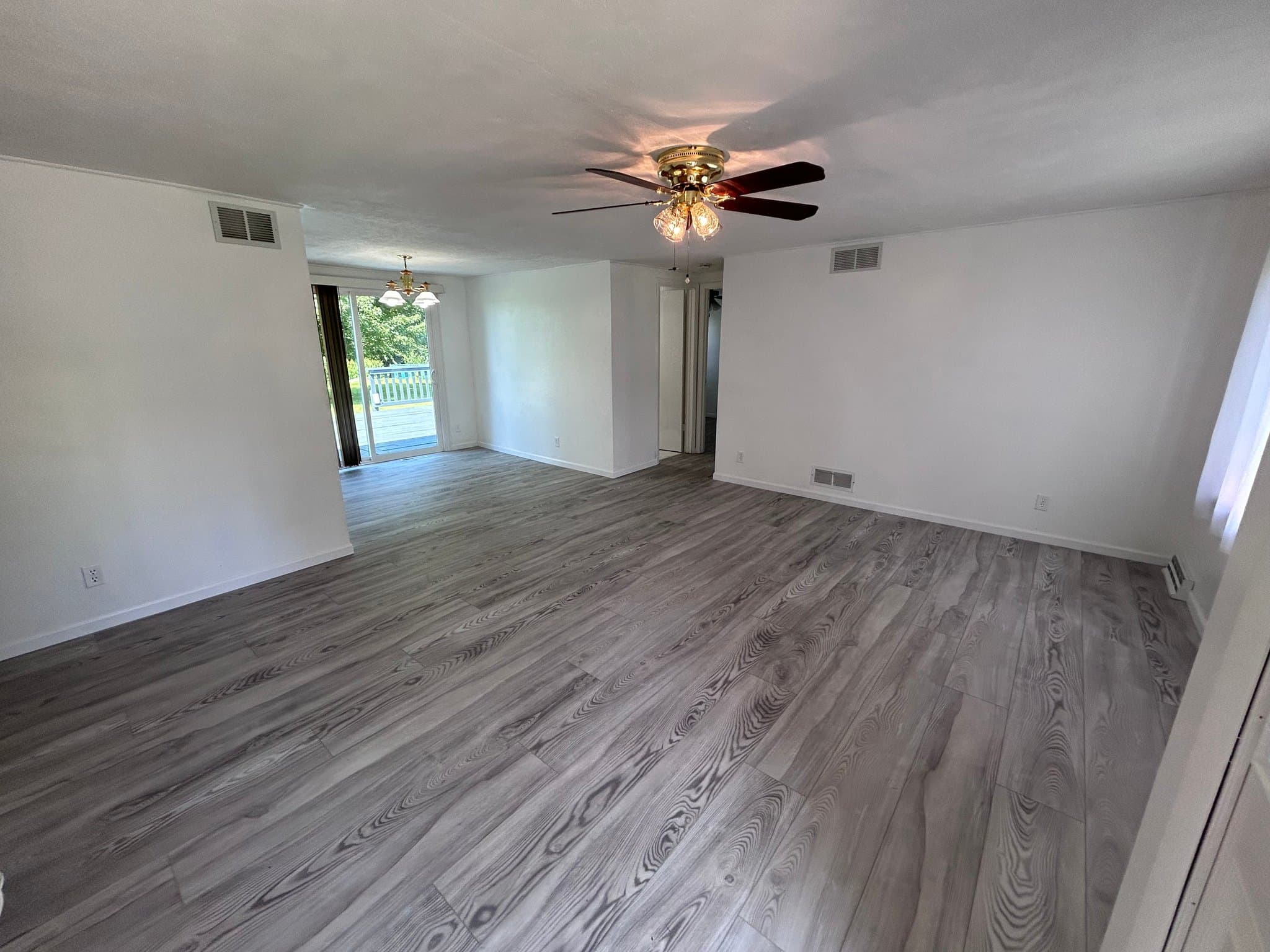 Joliet House: 1127 Anderson Ave