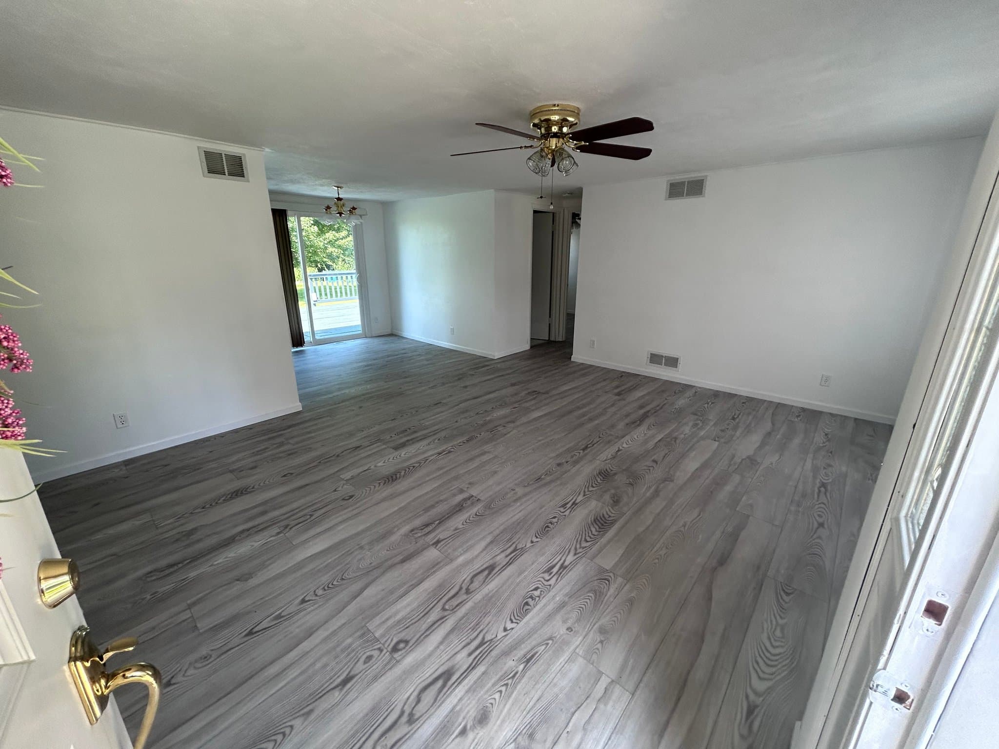 Joliet House: 1127 Anderson Ave