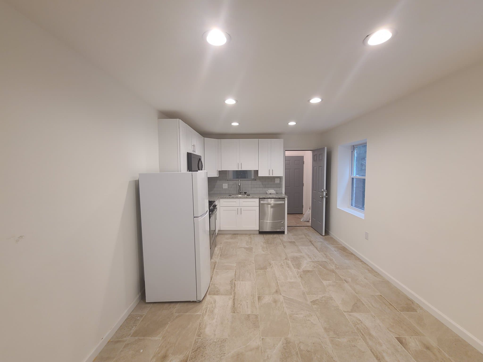 Philadelphia Other: 1910 W Westmoreland St