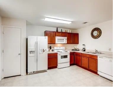 Fort Worth House: 2205 Sims Dr