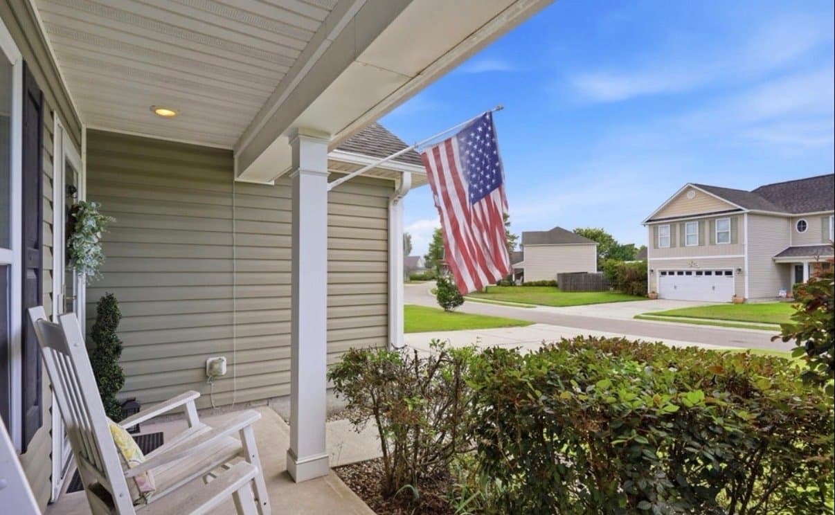 Wilmington House: 553 Montego Ct