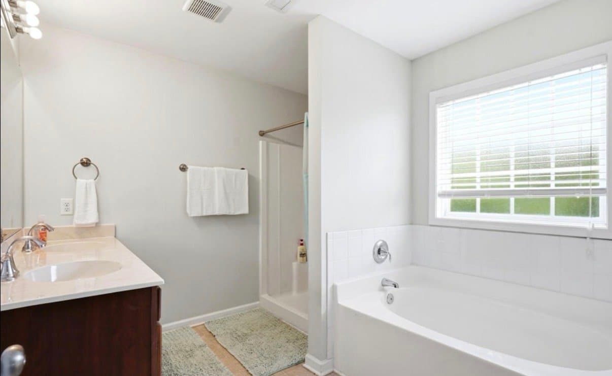 Wilmington House: 553 Montego Ct