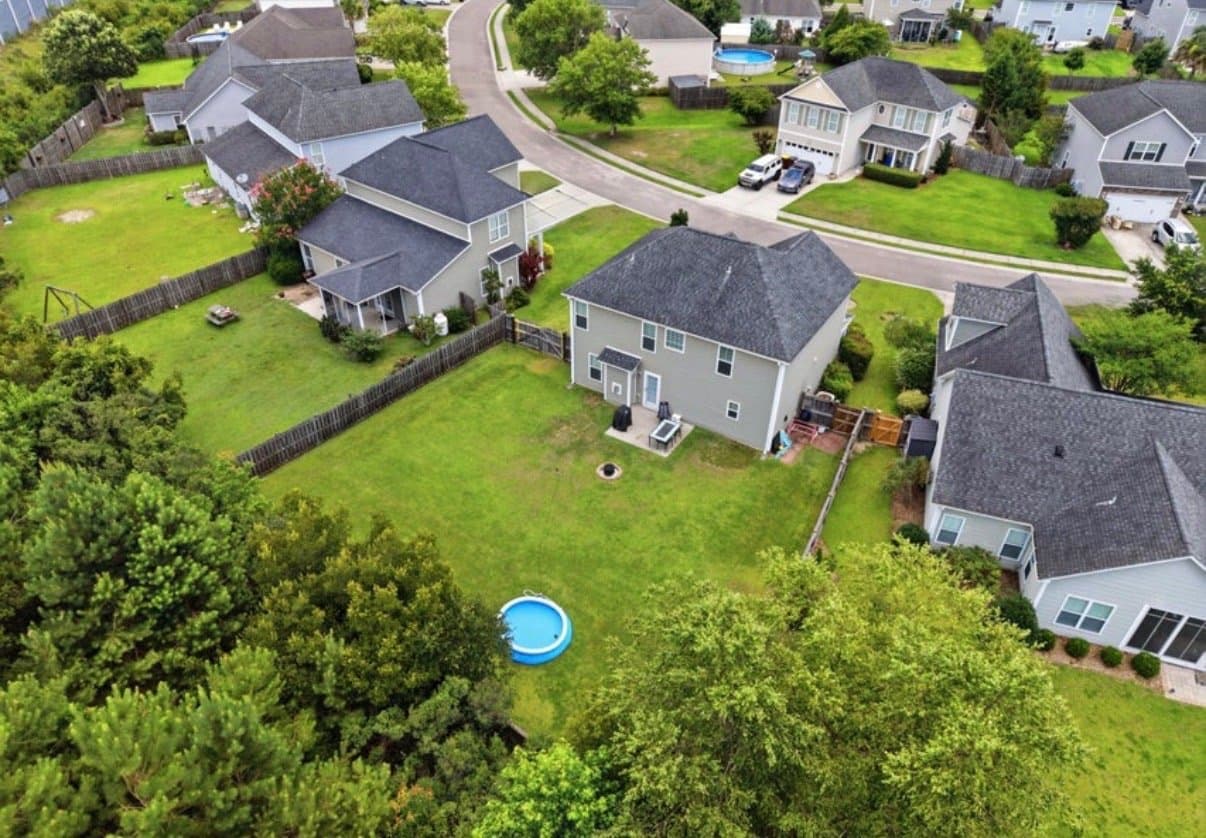 Wilmington House: 553 Montego Ct