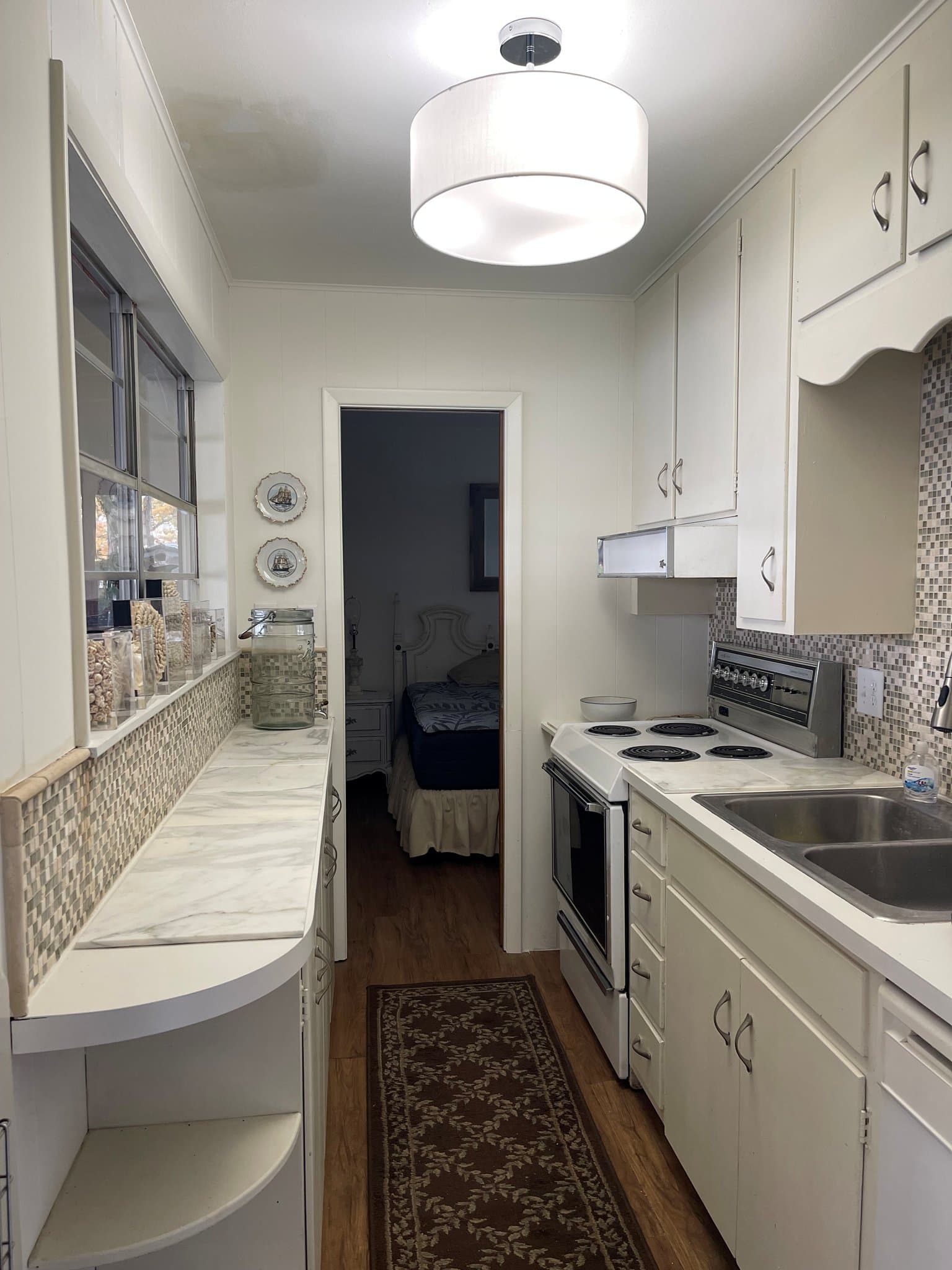 Garfield House: 10796 Red Bluff Road